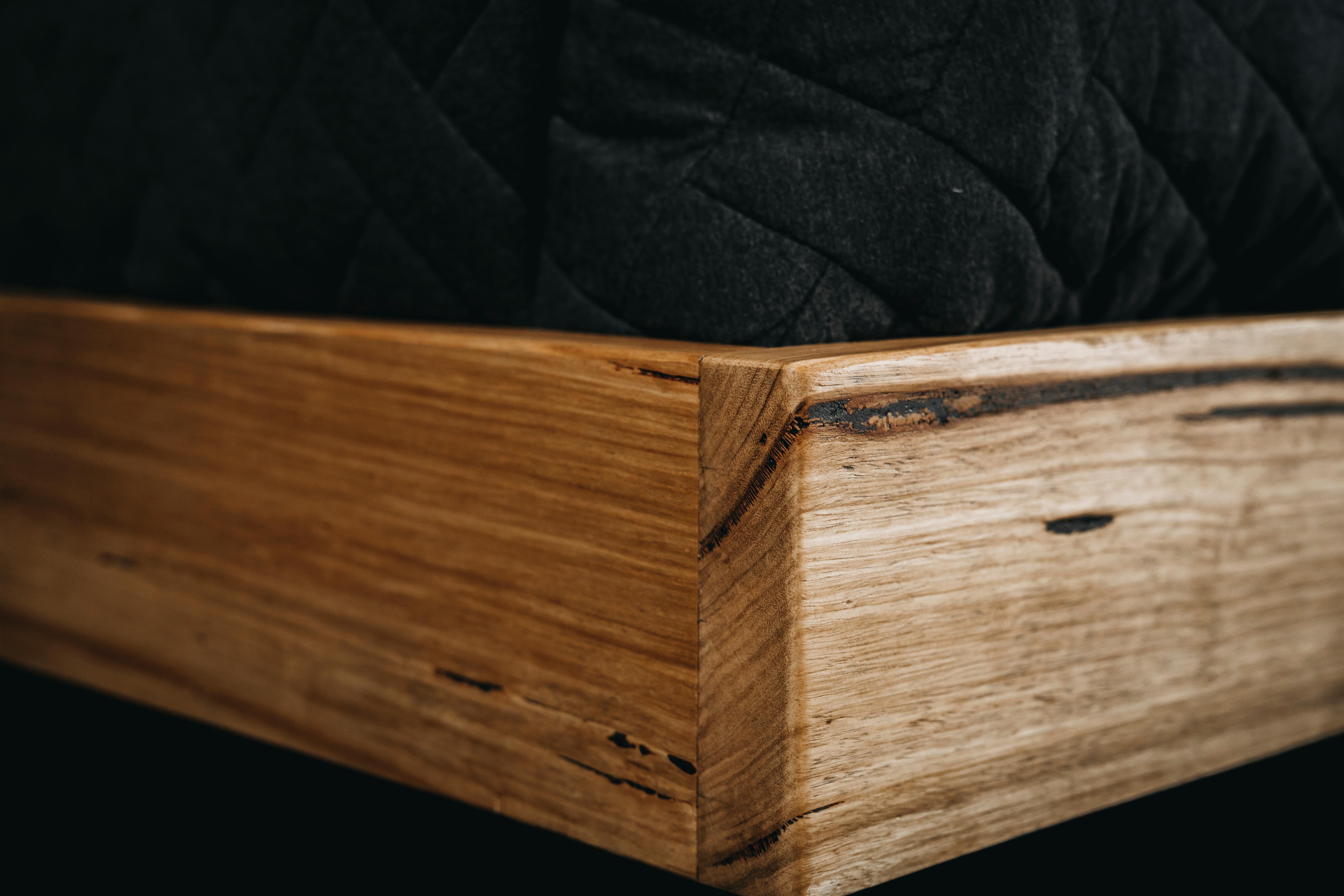 Letto Hunter, realizzato a mano in legno massiccio della Tasmania In condizioni Nuovo in vendita a Winchelsea, AU