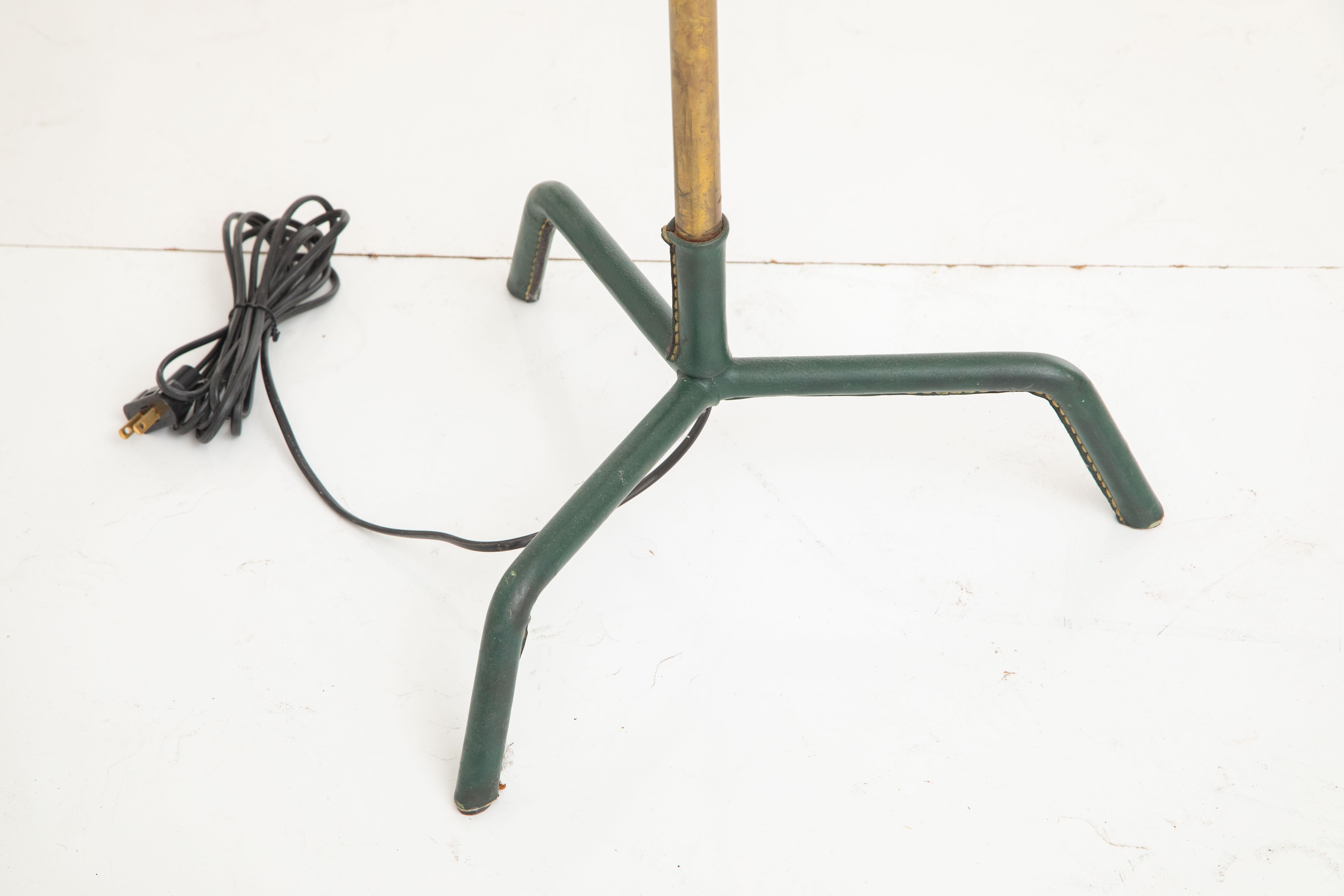 Hunter Green Stitched Leather and Brass Floor Lamp by Jacques Adnet, France 1950 In Excellent Condition For Sale In Miami, FL