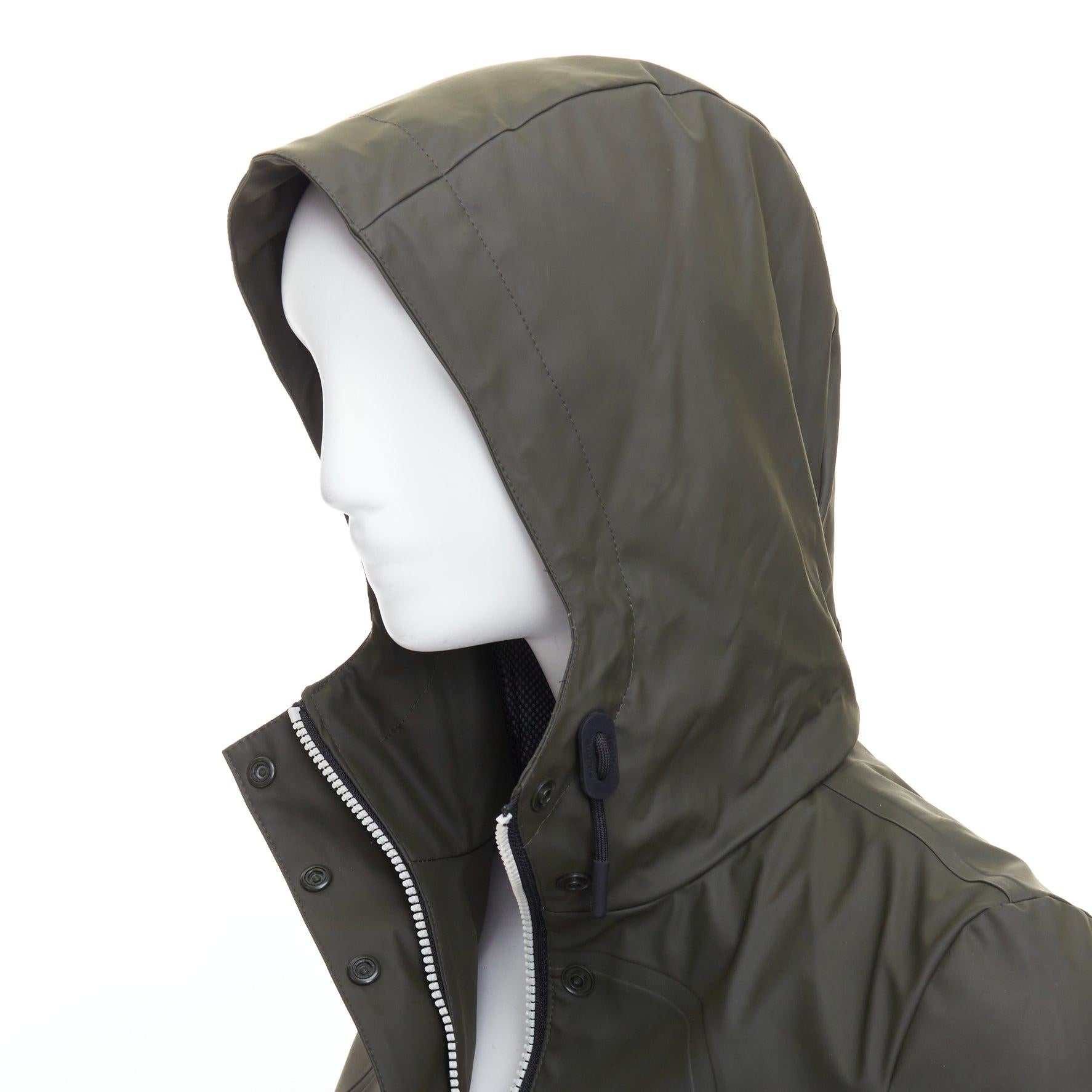 HUNTER Original veste de pluie à fermeture éclair vert olive foncé caoutchouté blanc XXS en vente 4