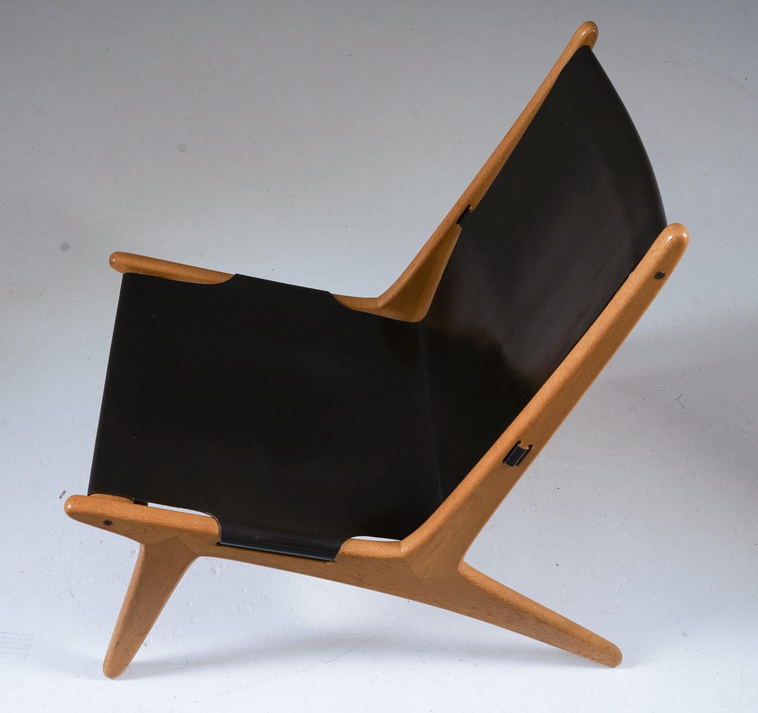 Hunting Chair 204 by Uno & Östen Kristiansson for Luxus, Sweden In Good Condition For Sale In Karlstad, SE