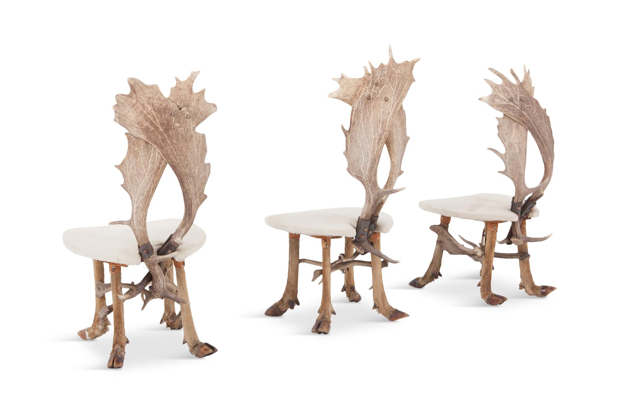 Mid-century Antler 'chalet' table and chairs 3