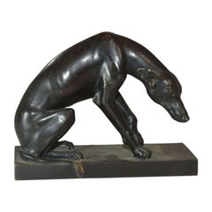 Barbedienne du 19ème siècle avec chien de chasse au repos