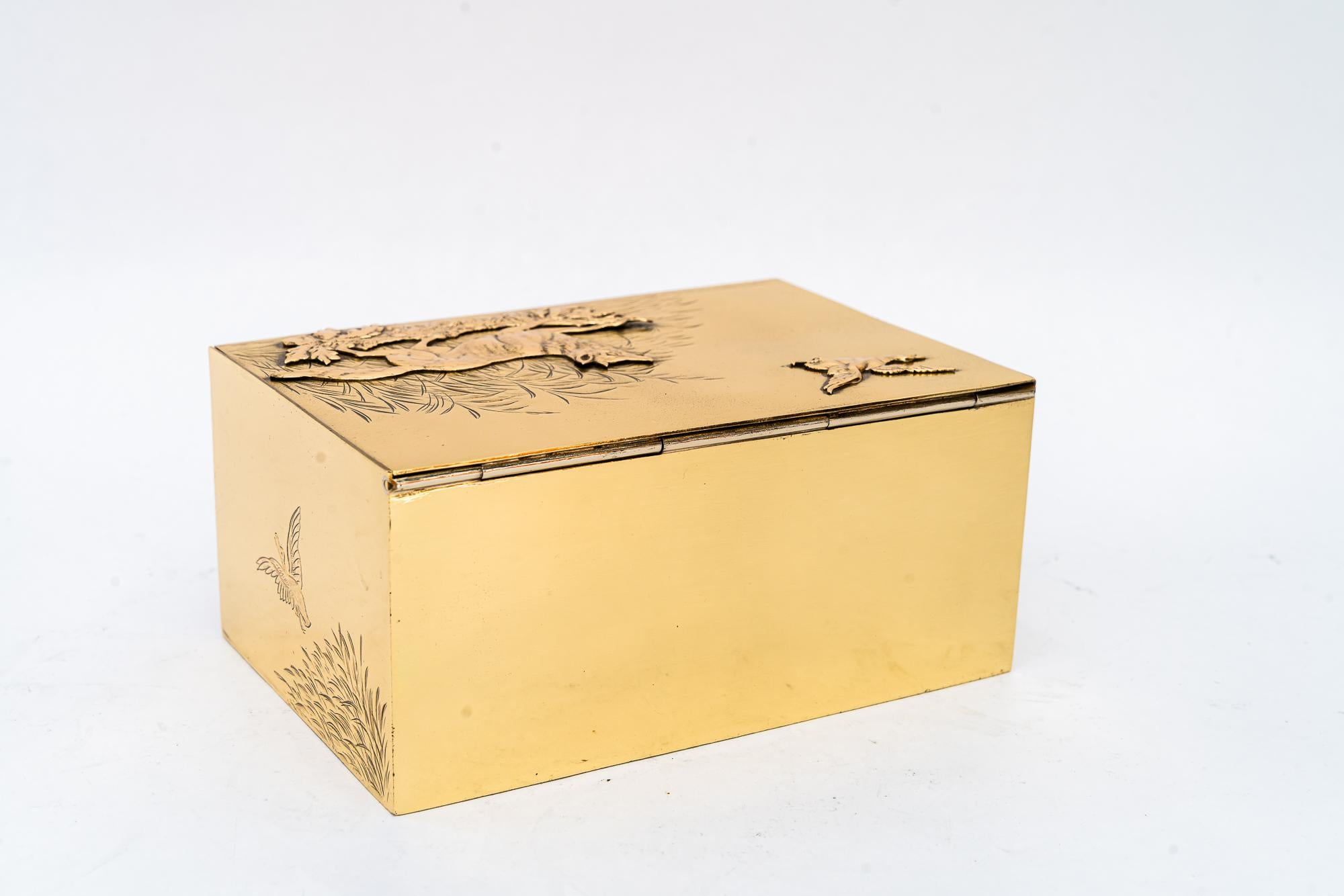 Hunting motiv art deco brass box vienna around 1920s For Sale 3