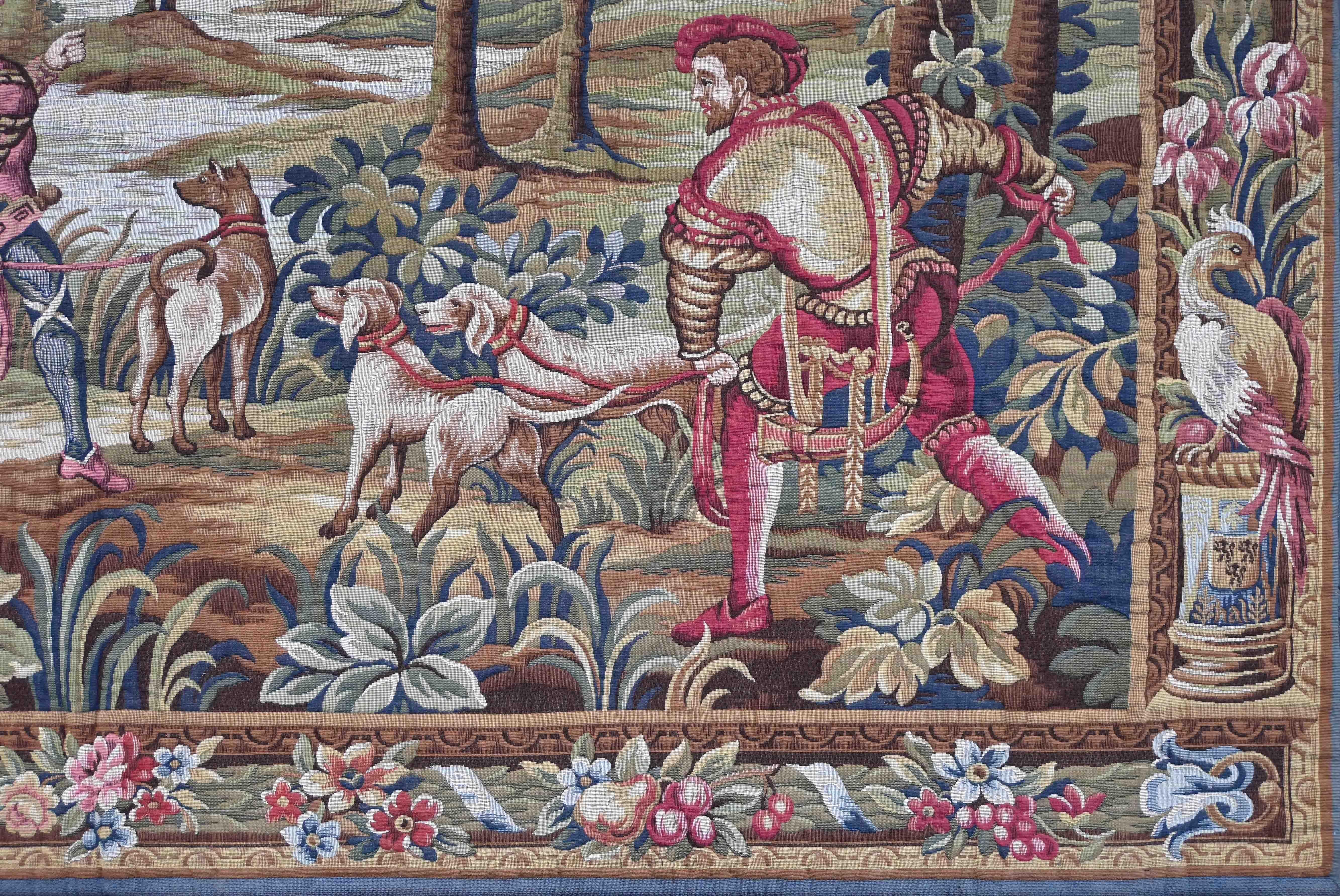 Dieser prächtige Wandteppich im mittelalterlichen Stil aus der Jacquard-Manufaktur in Aubusson wurde einer gründlichen Reinigung unterzogen und von Fachleuten in unserer handwerklichen Werkstatt sorgfältig geprüft und verdoppelt. Jetzt ist es
