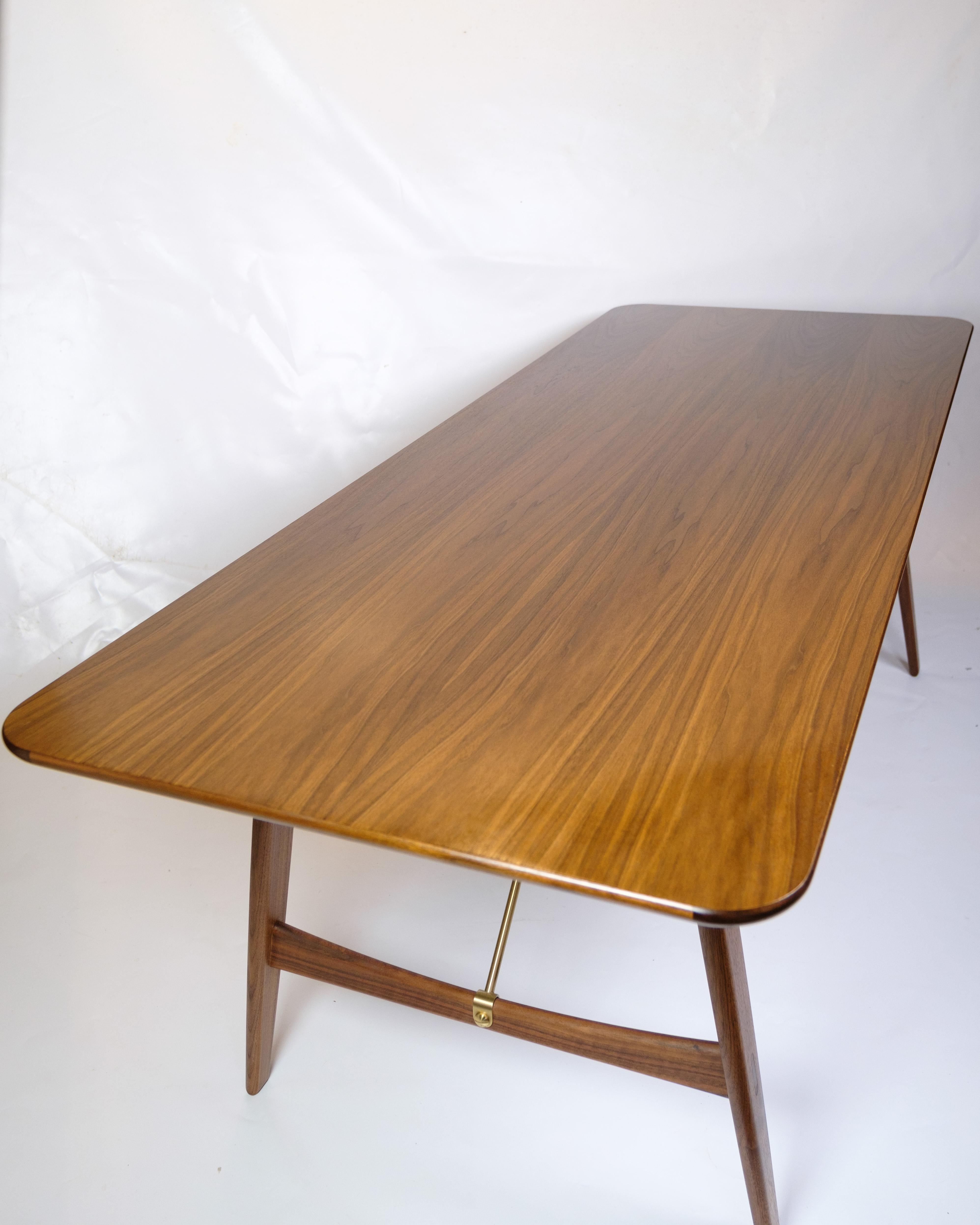 Hunting Table Model BW1160 Made In Walnut Made By Carl Hansen & Søn For Sale 1