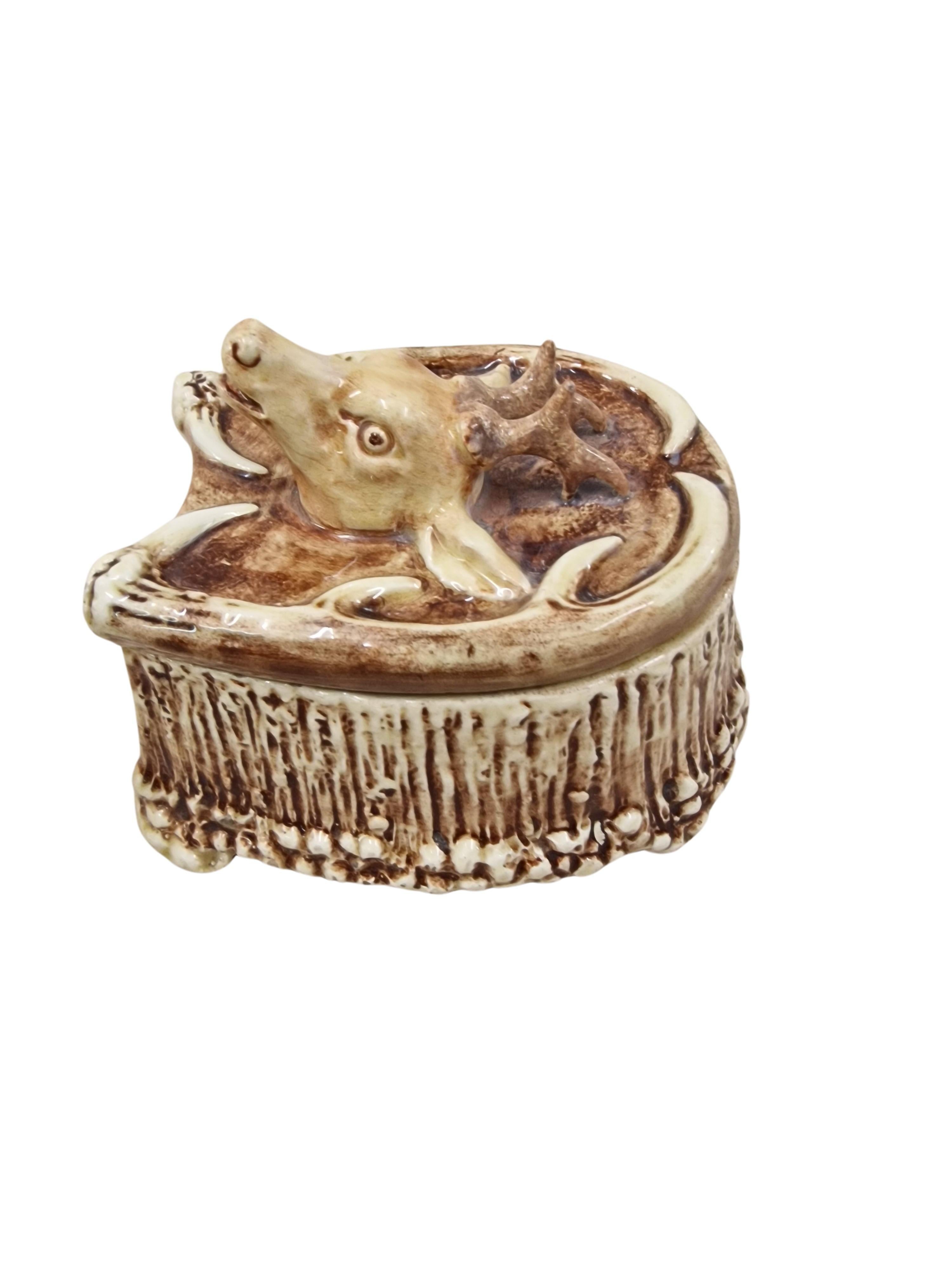 Early 20th Century Hunting tobacco box, lidded box, modeled deer, ceramic, Austria For Sale