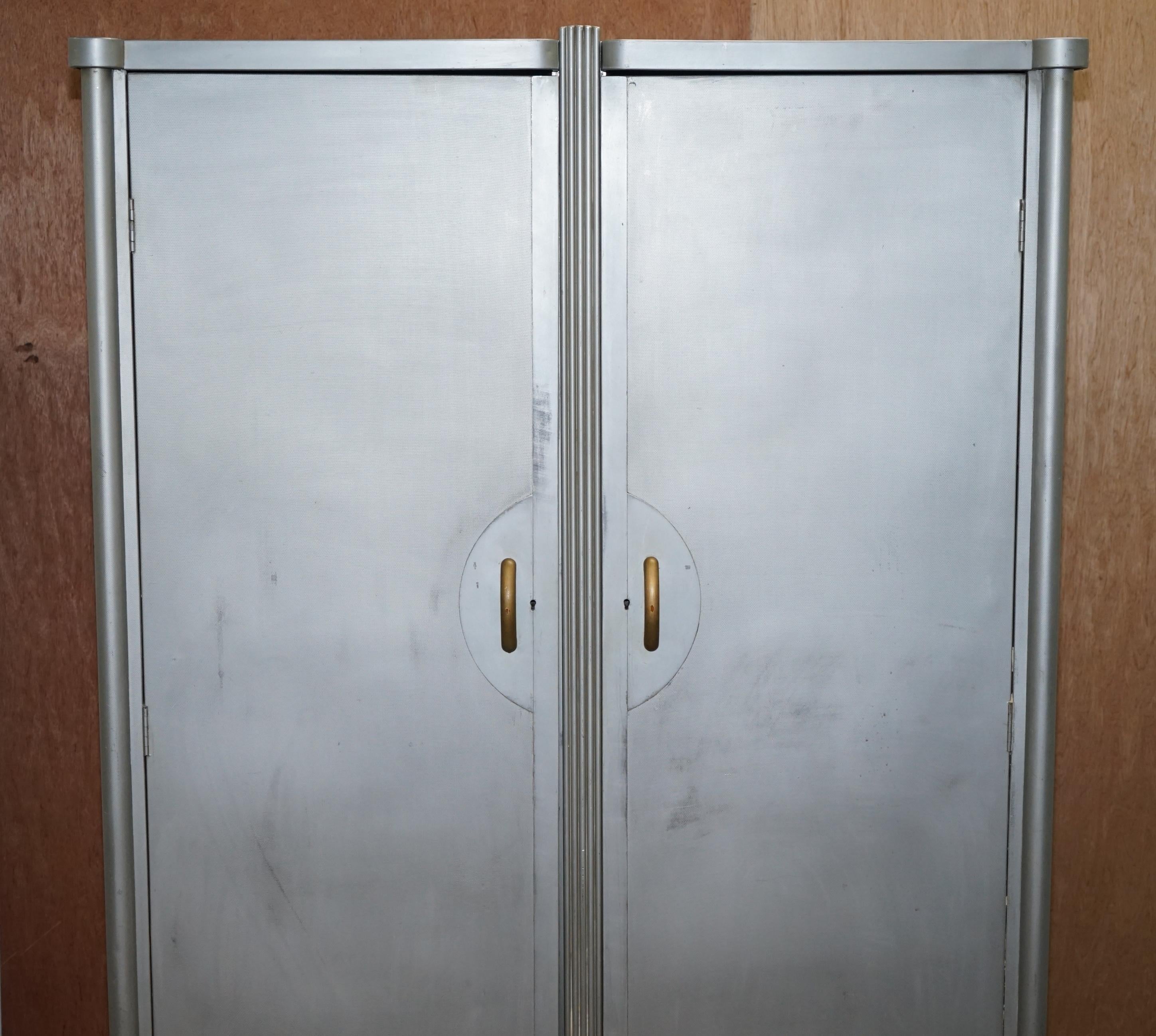 aluminium wardrobe design