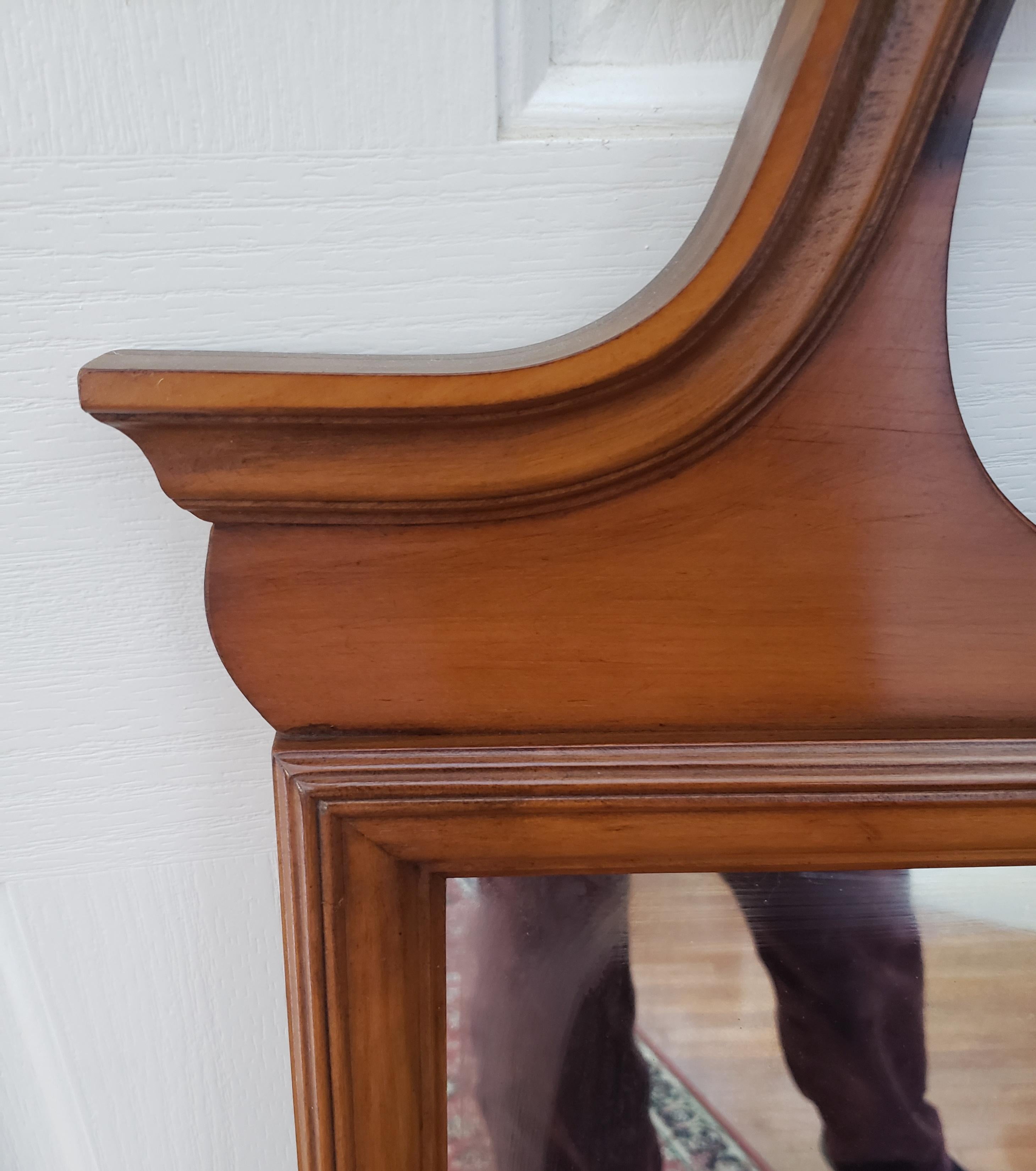 American Huntley Thomasville Maple Chippendale Carved Urn Mirror, Circa 1940s For Sale