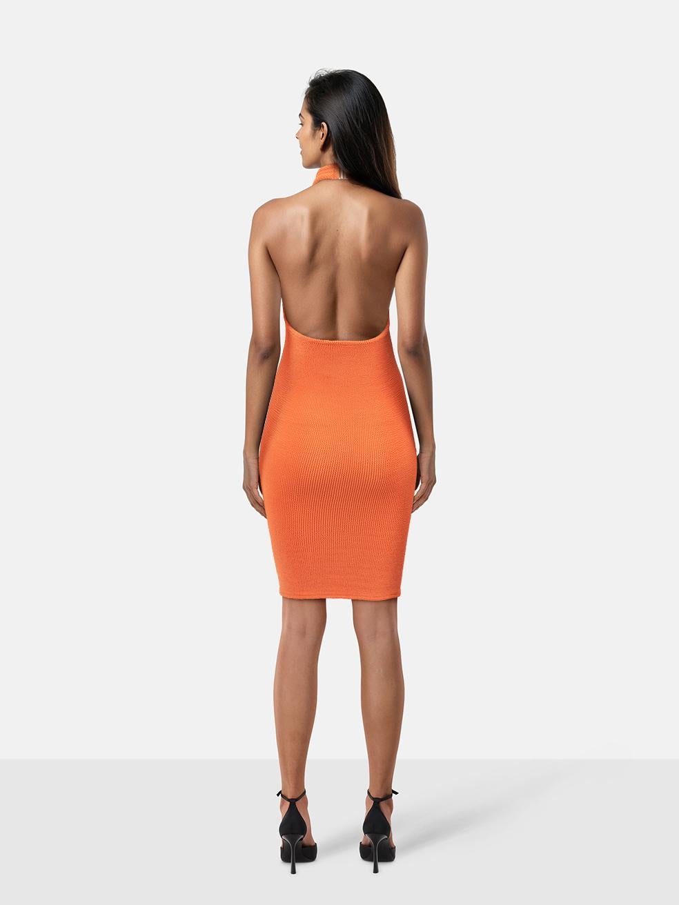 El ESTADO es Nunca usado, con etiquetas. Este nuevo artículo de reventa del diseñador Hunza G no presenta ningún desgaste visible.
 

 

 

 Detalles
 

 

 Naranja
 

 Sintético
 

 Vestido
 

 Cierre con broche en el cuello
 

 Acanalado elástico
