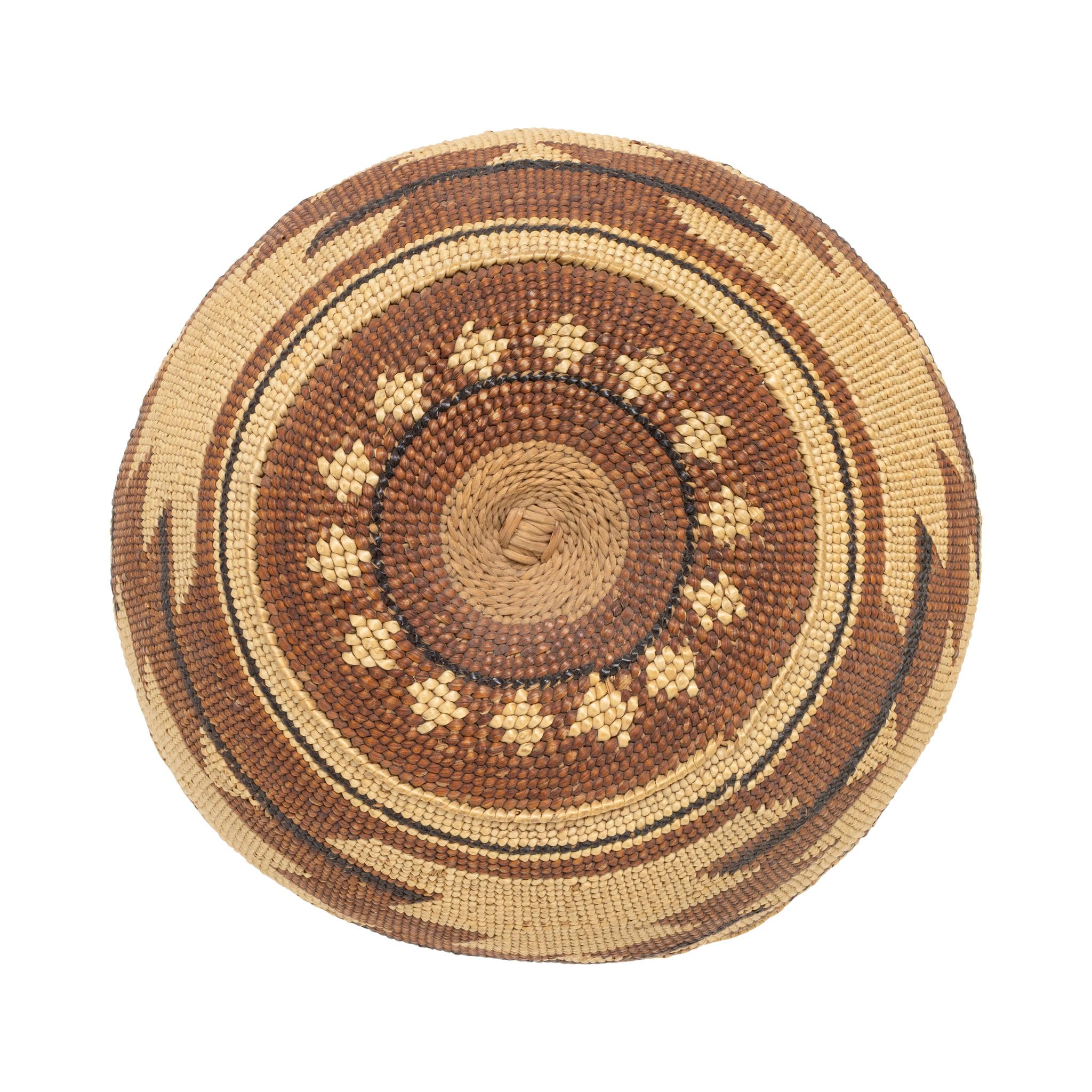 Native American Hupa/Yurok Hat Basket For Sale