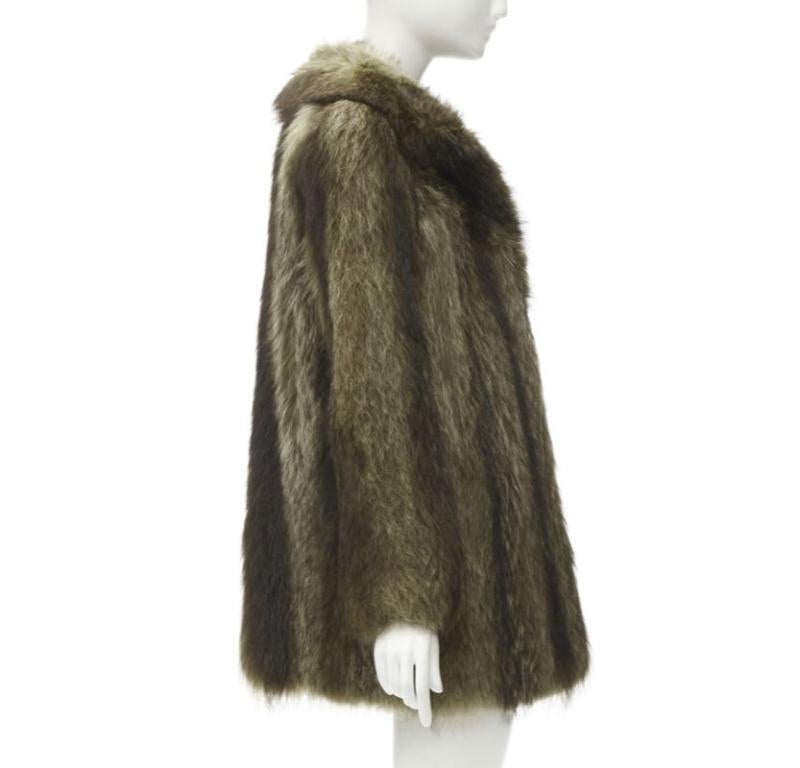 HURTIQ brown fur long sleeve collar hook eye jacket coat In Good Condition For Sale In Hong Kong, NT