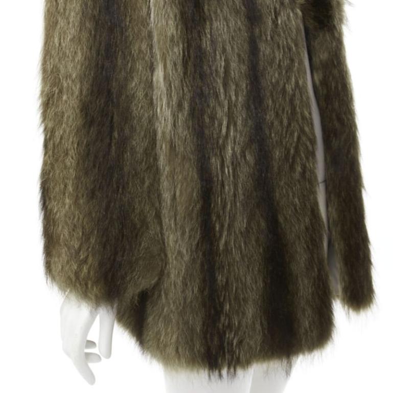 HURTIQ brown fur long sleeve collar hook eye jacket coat For Sale 3