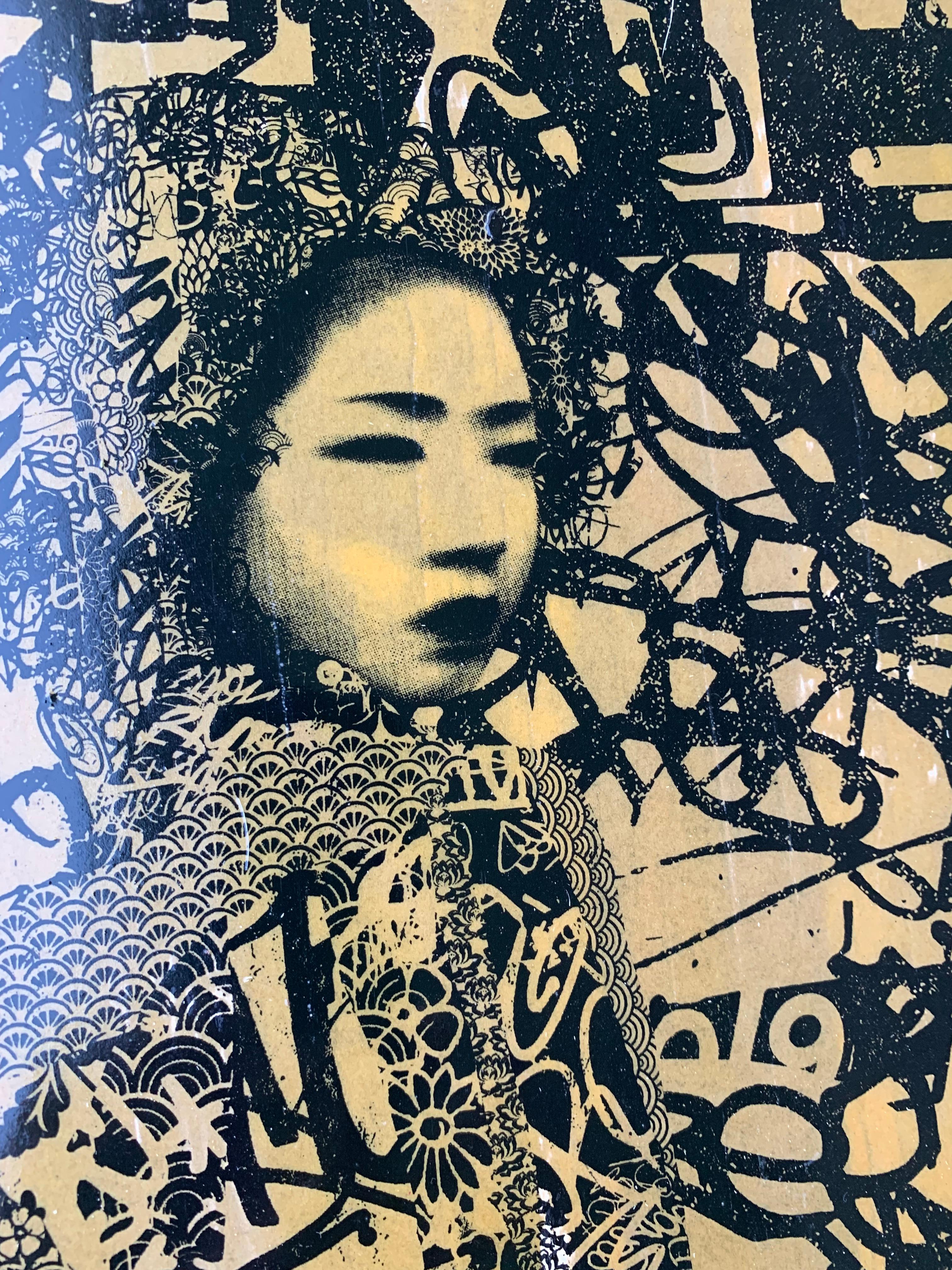 Chica Geisha, Serigrafía a una tinta sobre papel de pasta de trigo sobre madera en venta 2