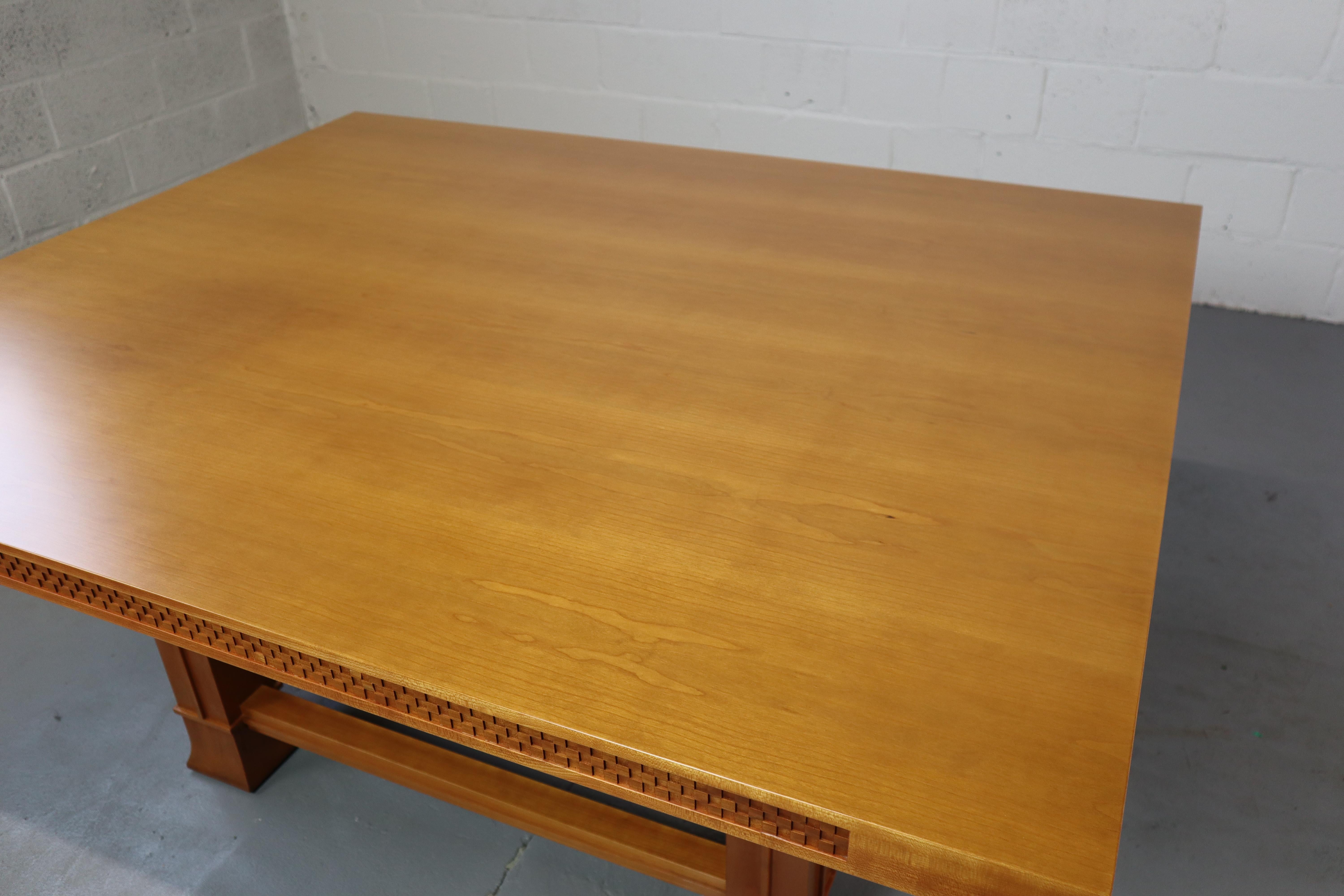 Italian Husser 615 dining table by Frank Lloyd Wright and manufactured by Cassina