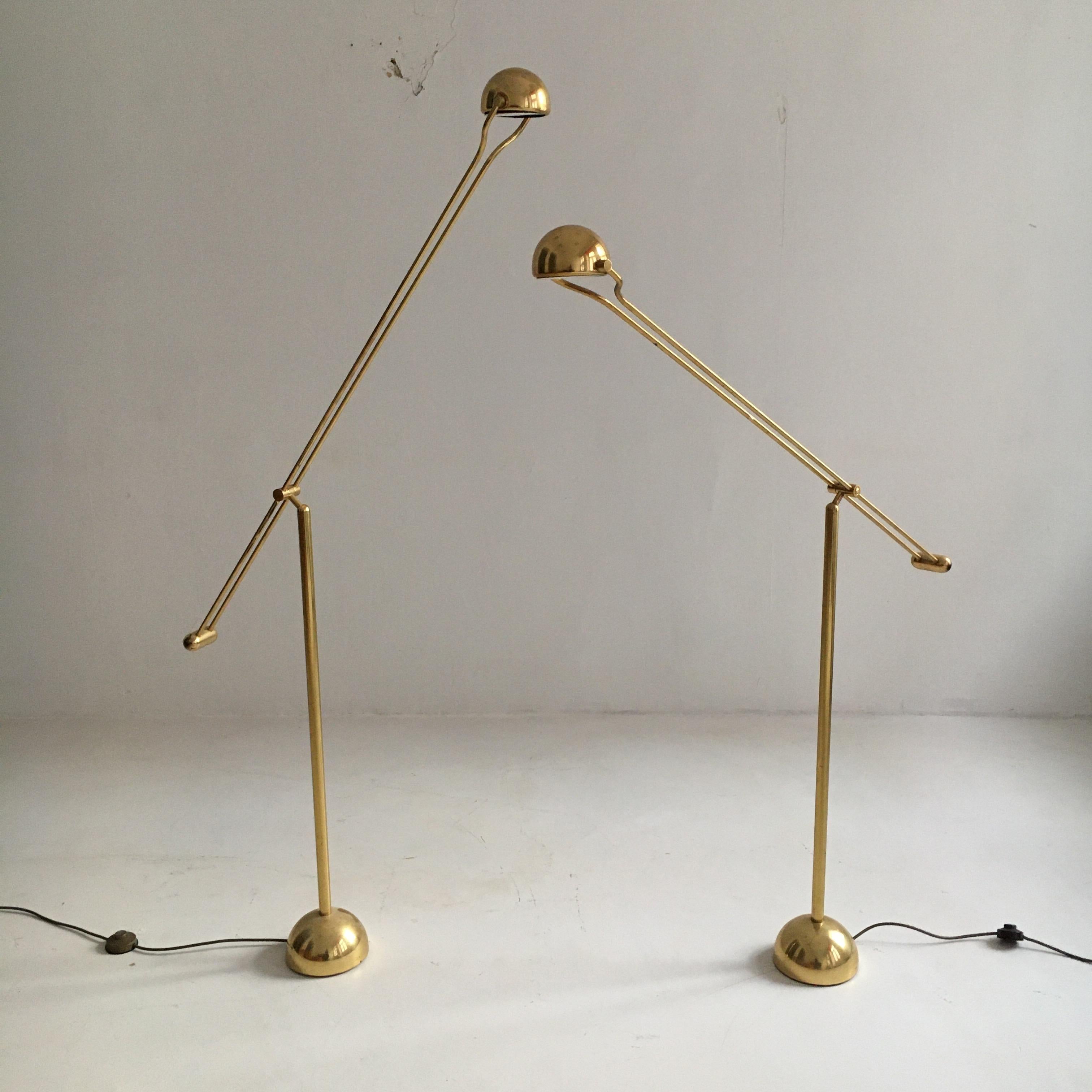 Tedesco Coppia di lampade da terra in ottone Hustadt Counterbalance, Germania, 1970