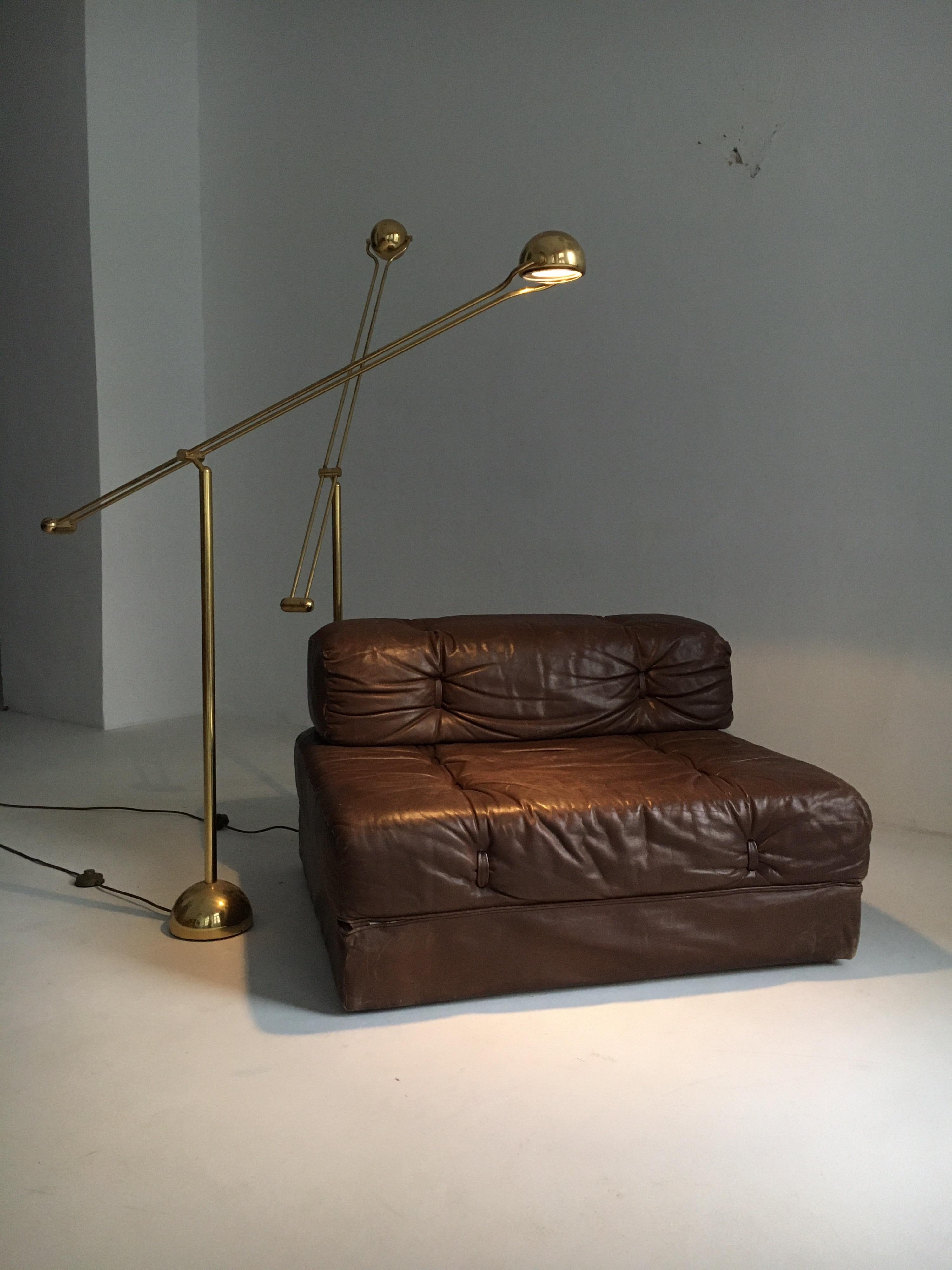 Coppia di lampade da terra in ottone Hustadt Counterbalance, Germania, 1970 2