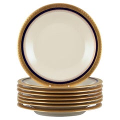 Hutschenreuther, Germany. Eight dinner plates from the "Margarete" series.