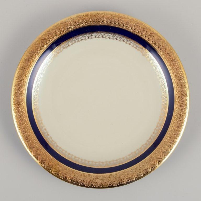 Hutschenreuther, Germany. Twelve plates from the 