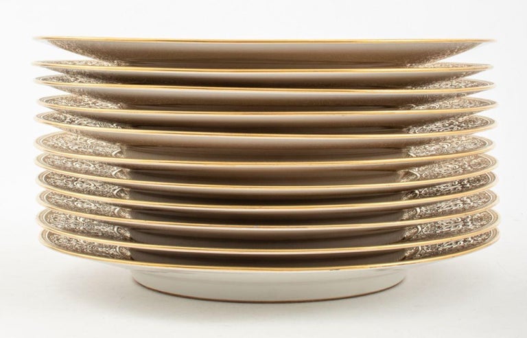 Hutschenreuther-Essteller mit Goldverzierungen, 11 bei 1stDibs Deutschland