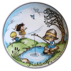 Hutschenreuther Joan Walsh Anglund Spring Plate — Frühling, 1966, Vintage 2C171