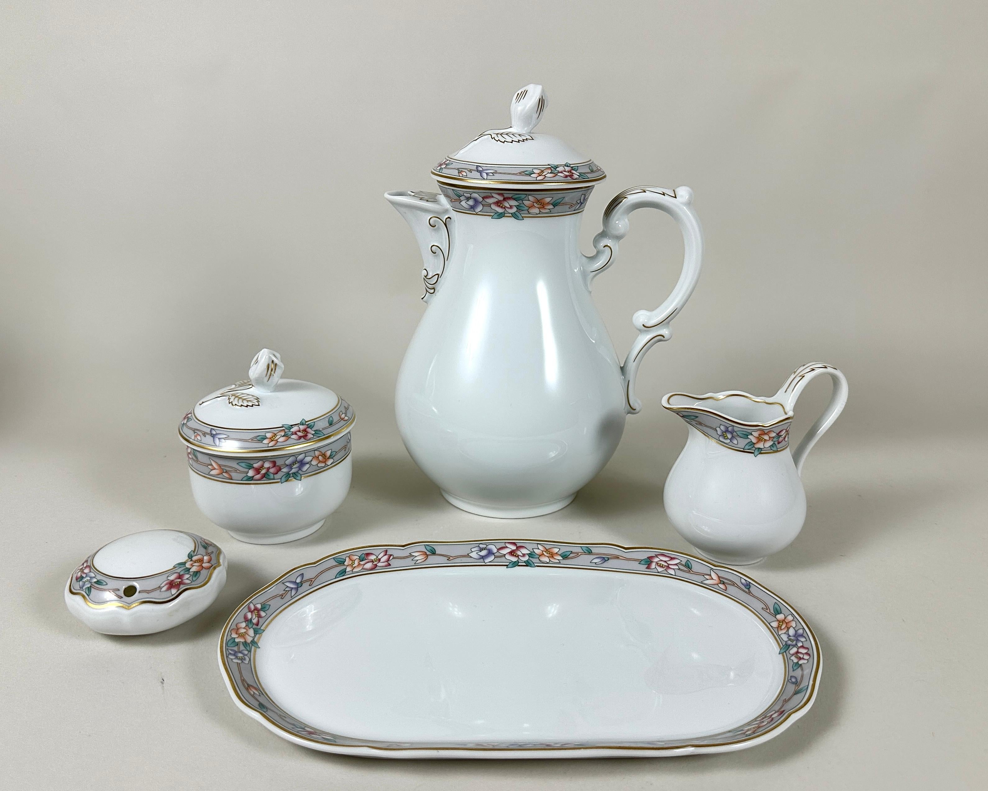 Fine XX secolo Set da tè in porcellana Hutschenreuther - Artigianato tedesco d'epoca in vendita