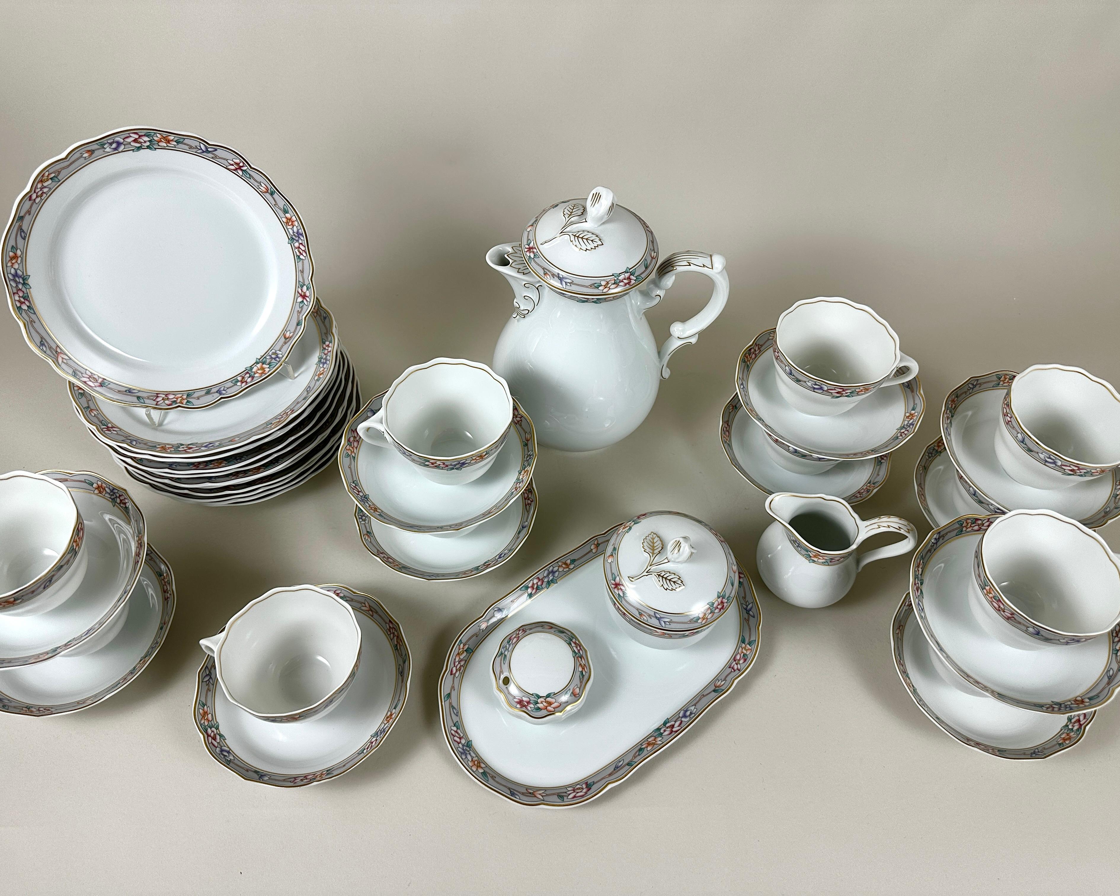 Porcellana Set da tè in porcellana Hutschenreuther - Artigianato tedesco d'epoca in vendita