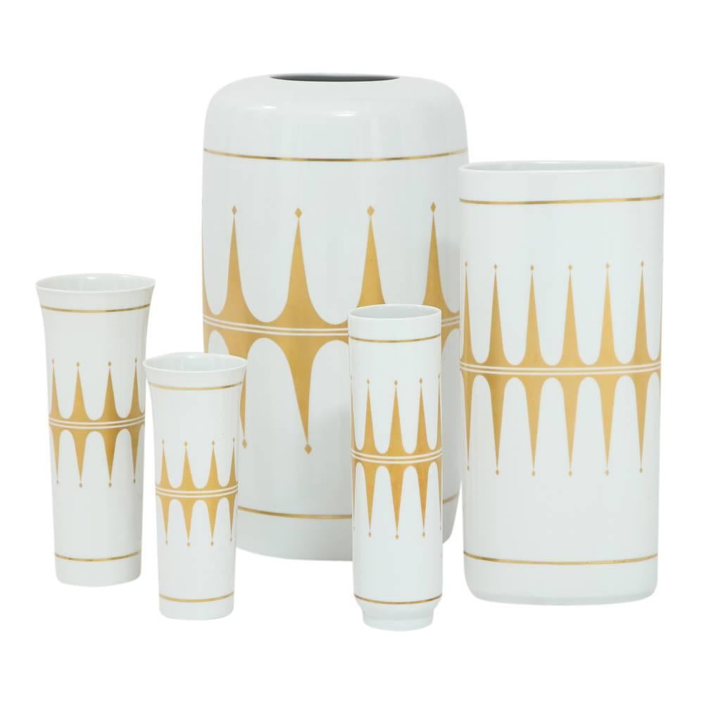 Hutschenreuther-Vasen, Porzellan, Weiß, Gold, signiert (Deutsch) im Angebot