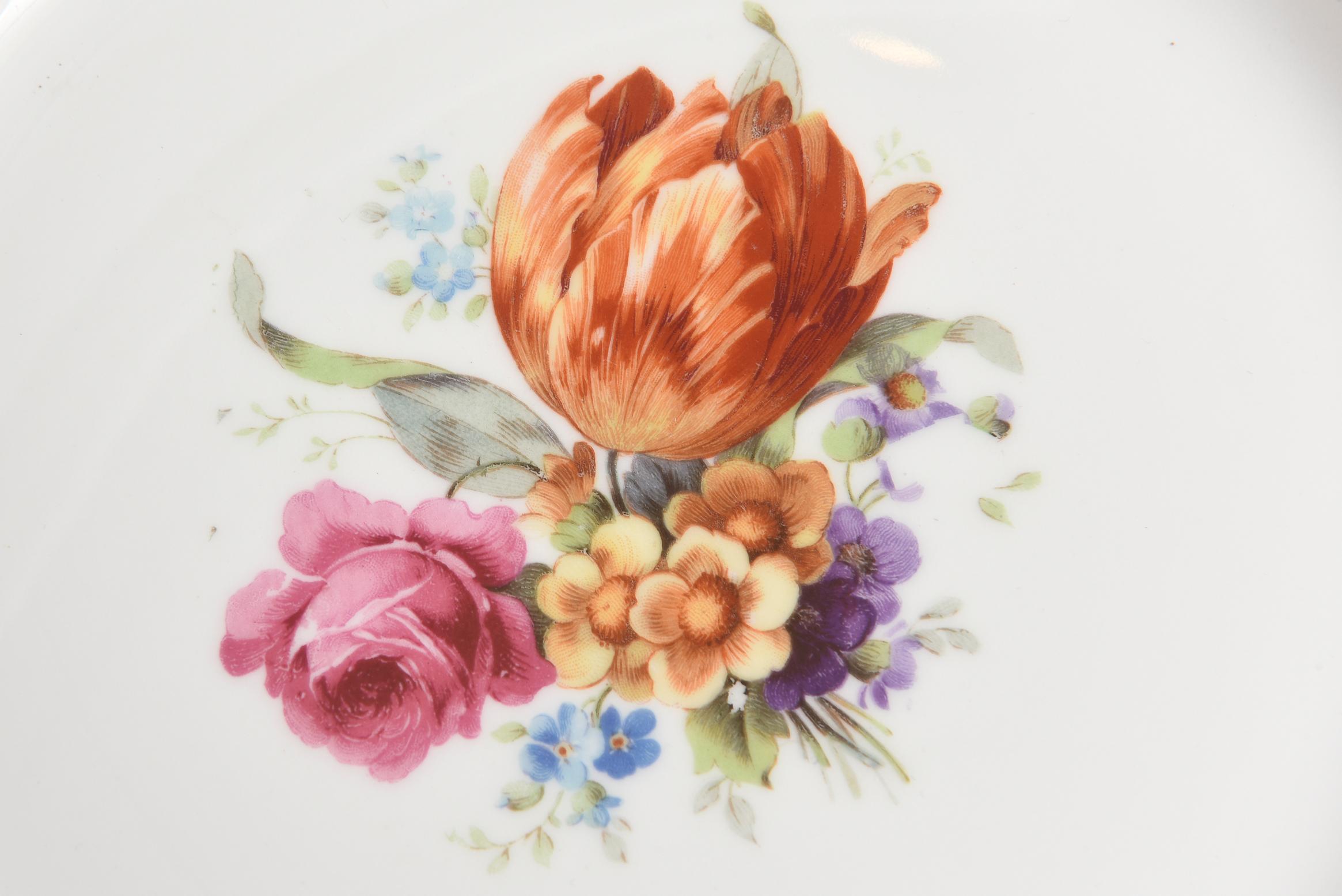 Hutschenreuther Royal Bavarian Different Flower Plates with Gilt Edge 12 1