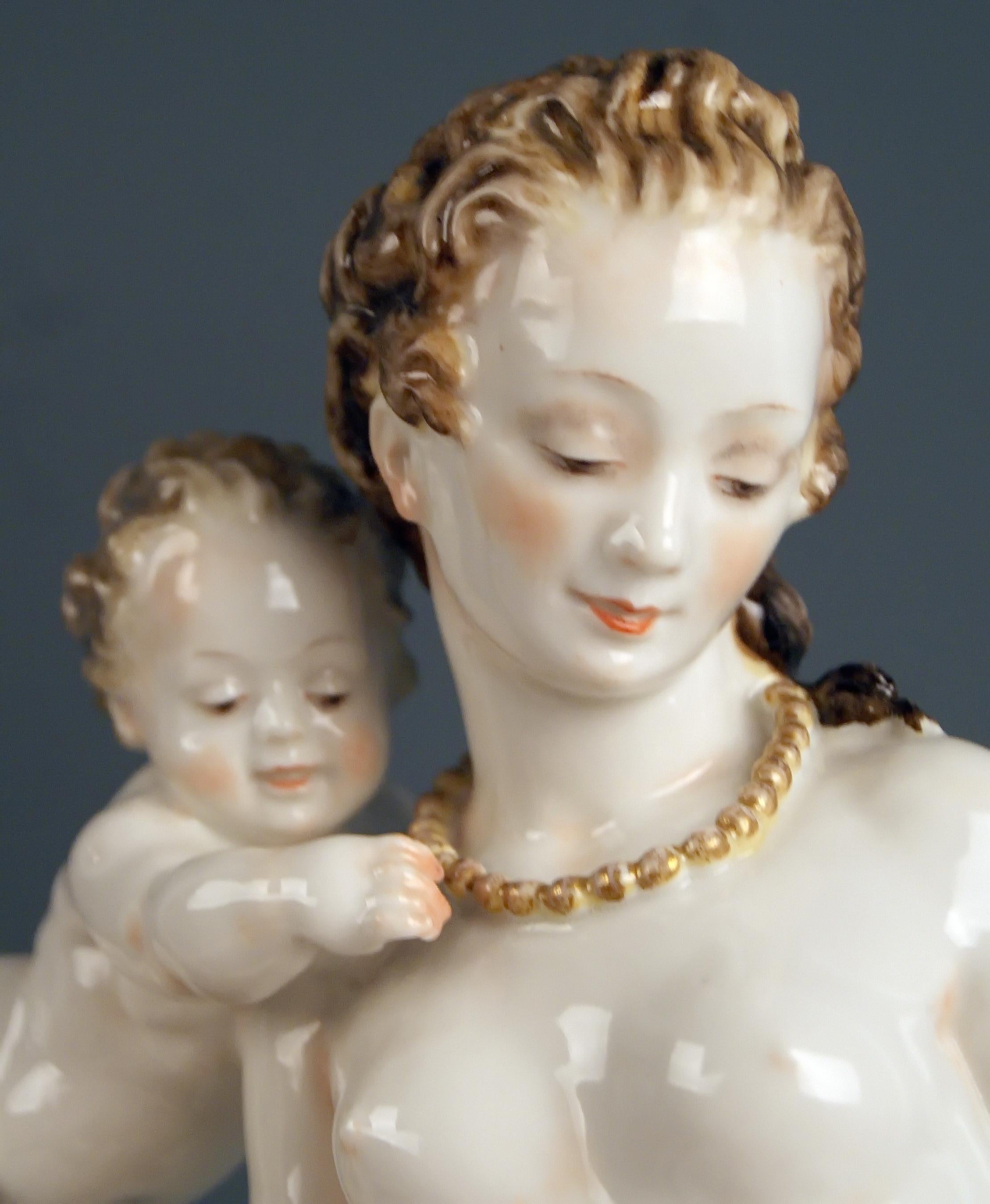 Porcelain Hutschenreuther Selb Germany Lady Nude Aphrodite with Cherubs, circa 1946-1948