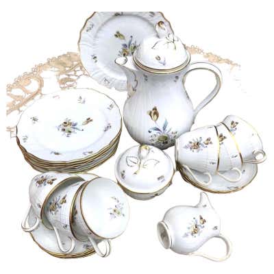Heinrich Bavaria Porcelain Tea-Set, 14-Piece Gold Rimmed Bone China Set ...