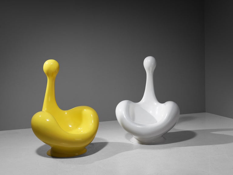 Huub and Adelheid Kortekaas Pair of 'Engelhart' Chairs in Fiberglass For Sale at 1stDibs