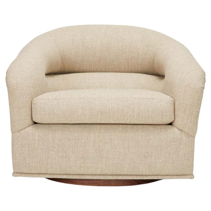 Huxley Swivel Chair by Lawson-Fenning For Sale at 1stDibs