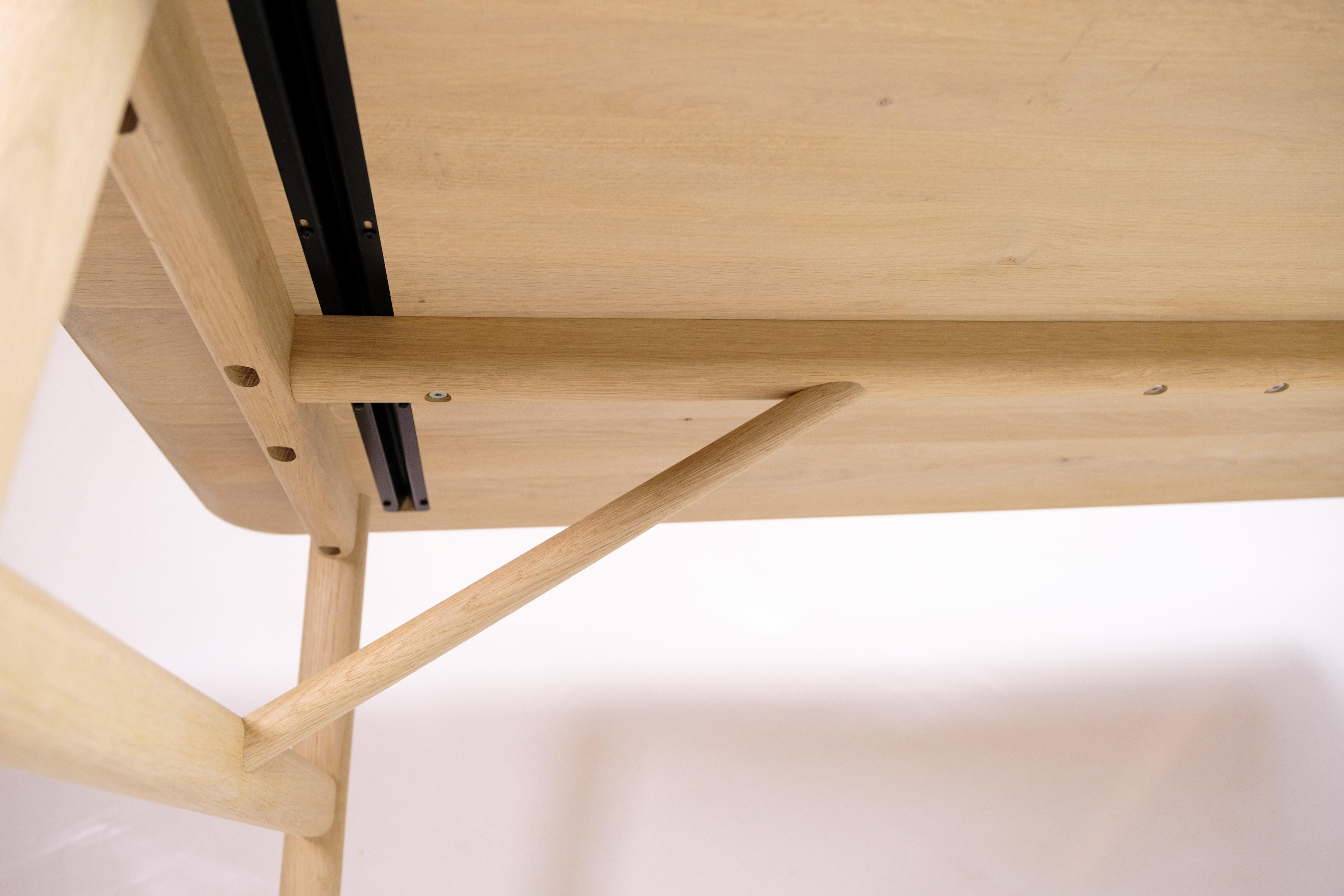 Table Hven en Oak, Nordic Design By Anton Björsing For Skagerak Bon état - En vente à Lejre, DK