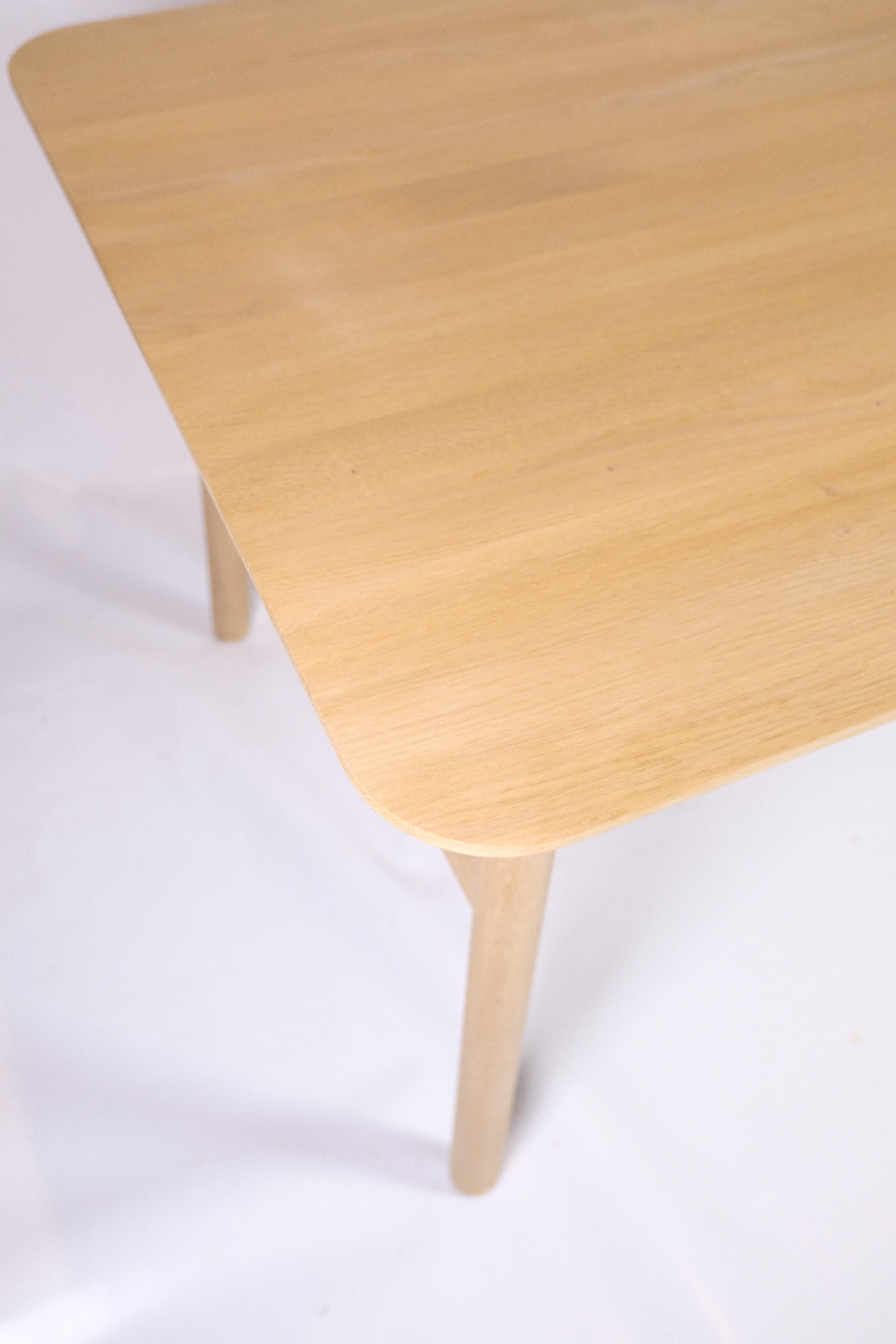XXIe siècle et contemporain Table Hven en Oak, Nordic Design By Anton Björsing For Skagerak en vente