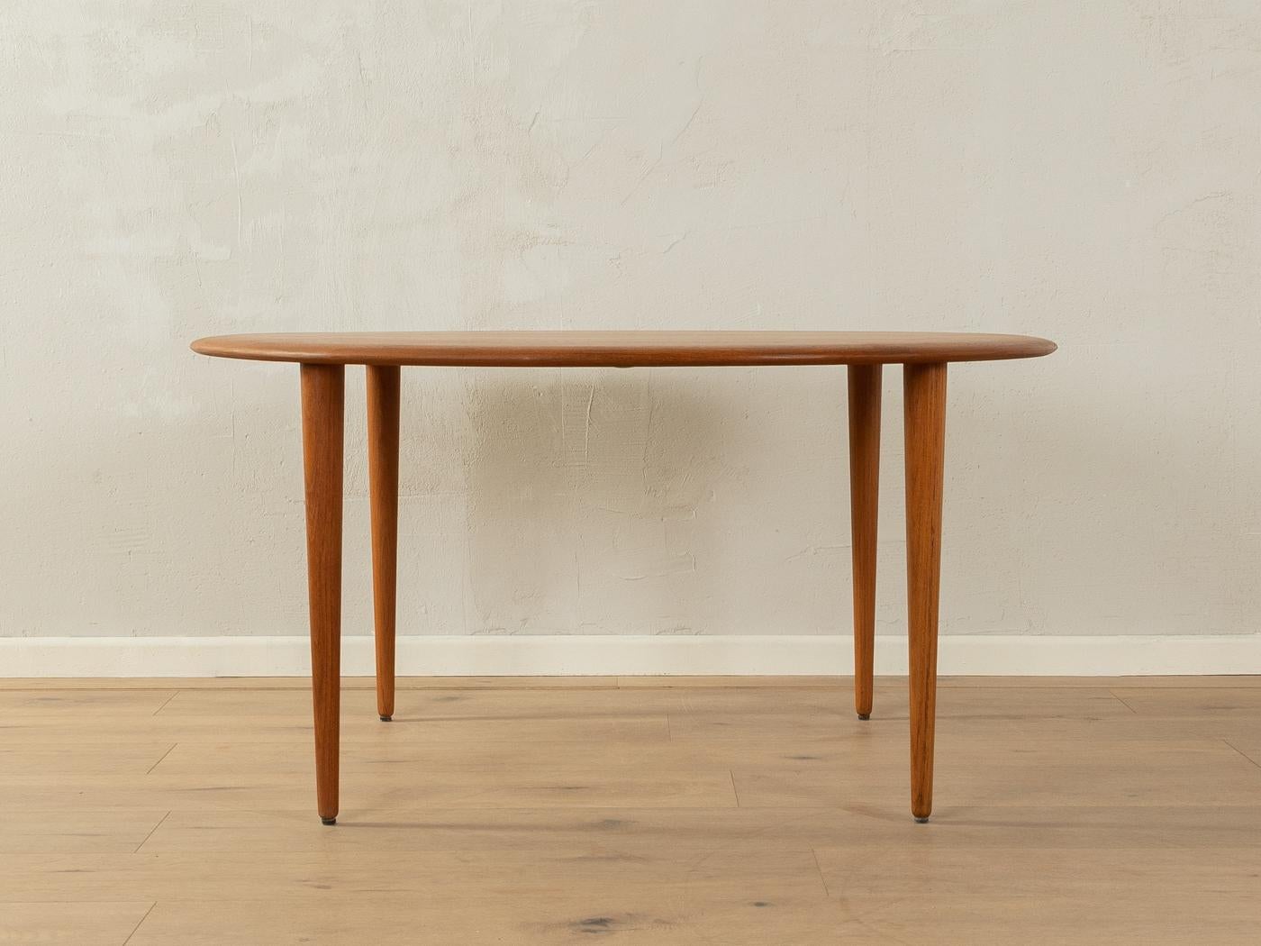 Hvidt & Mølgaard-Nielsen coffee table for France & Søn, 1960s In Good Condition For Sale In Neuss, NW