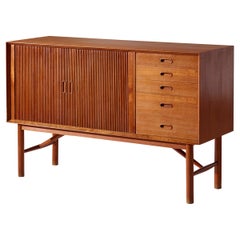 Hvidt & Mølgaard Nielsen for Søborg Møbelfabrik Teak sideboard, Denmark, 1960s
