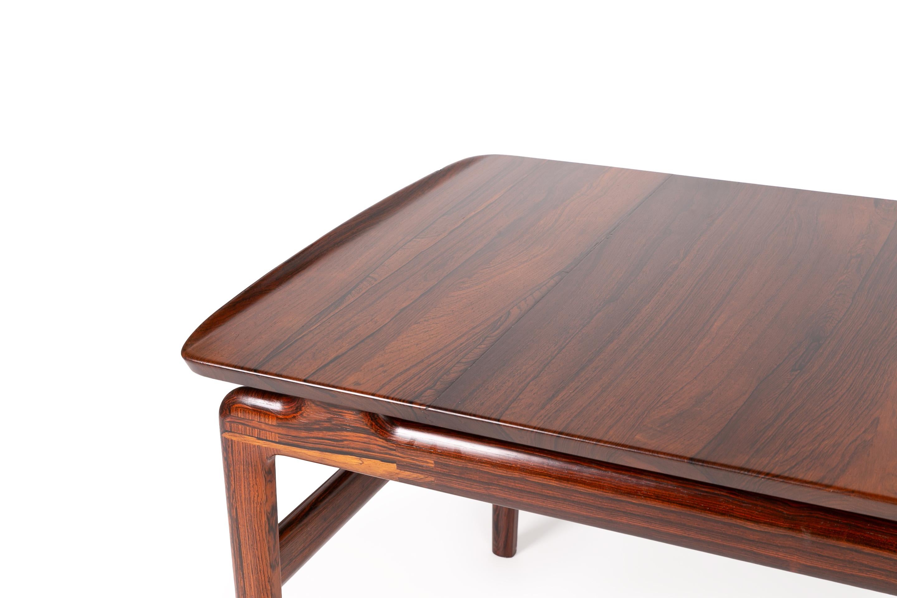 Hvidt & Mølgaard rosewood coffee table In Good Condition For Sale In Dublin, IE