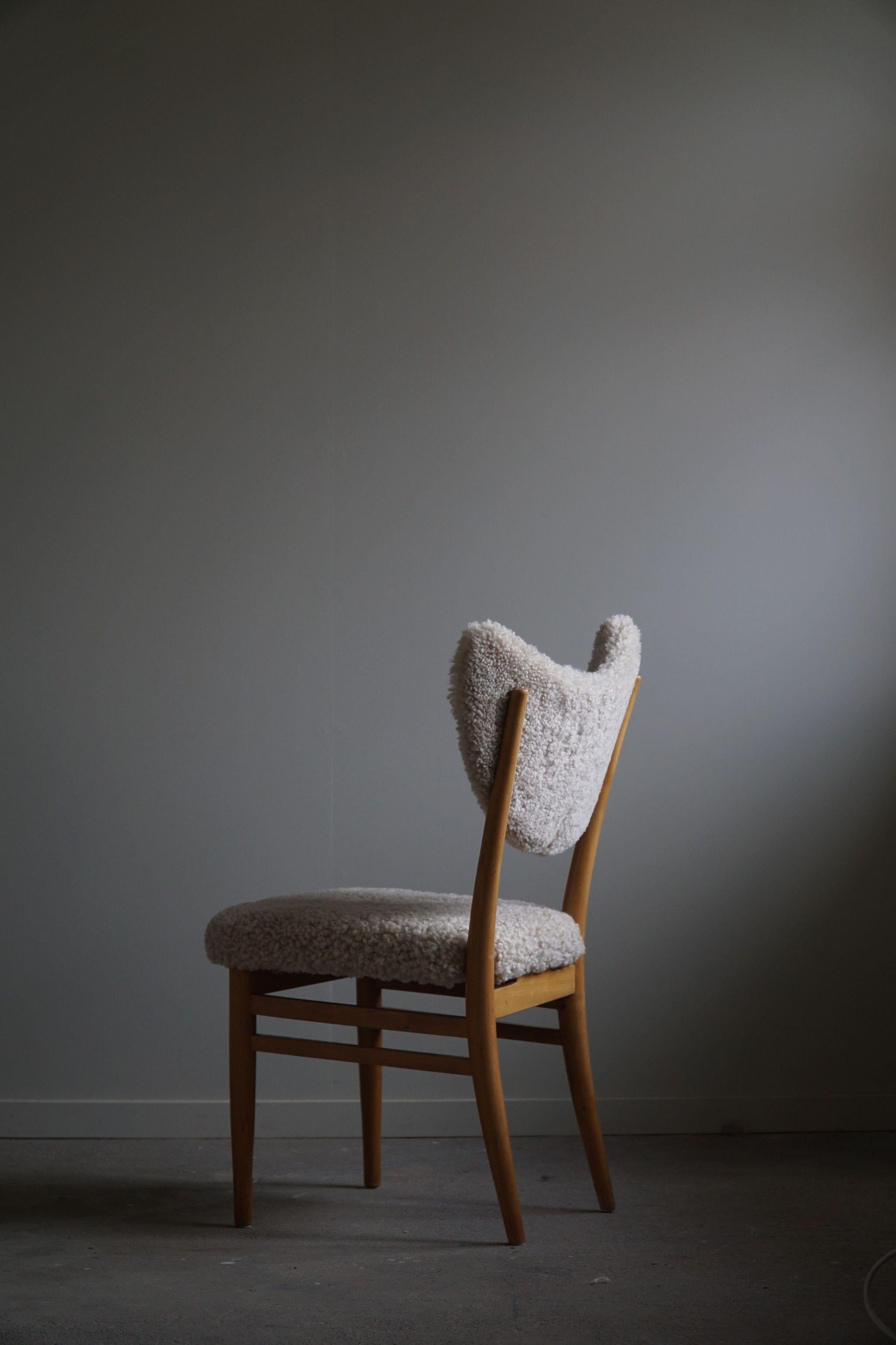 Hvidt & Mølgaard, Set of 4 Chairs in Ash, Reupholstered in Lambswool, 1950s For Sale 5