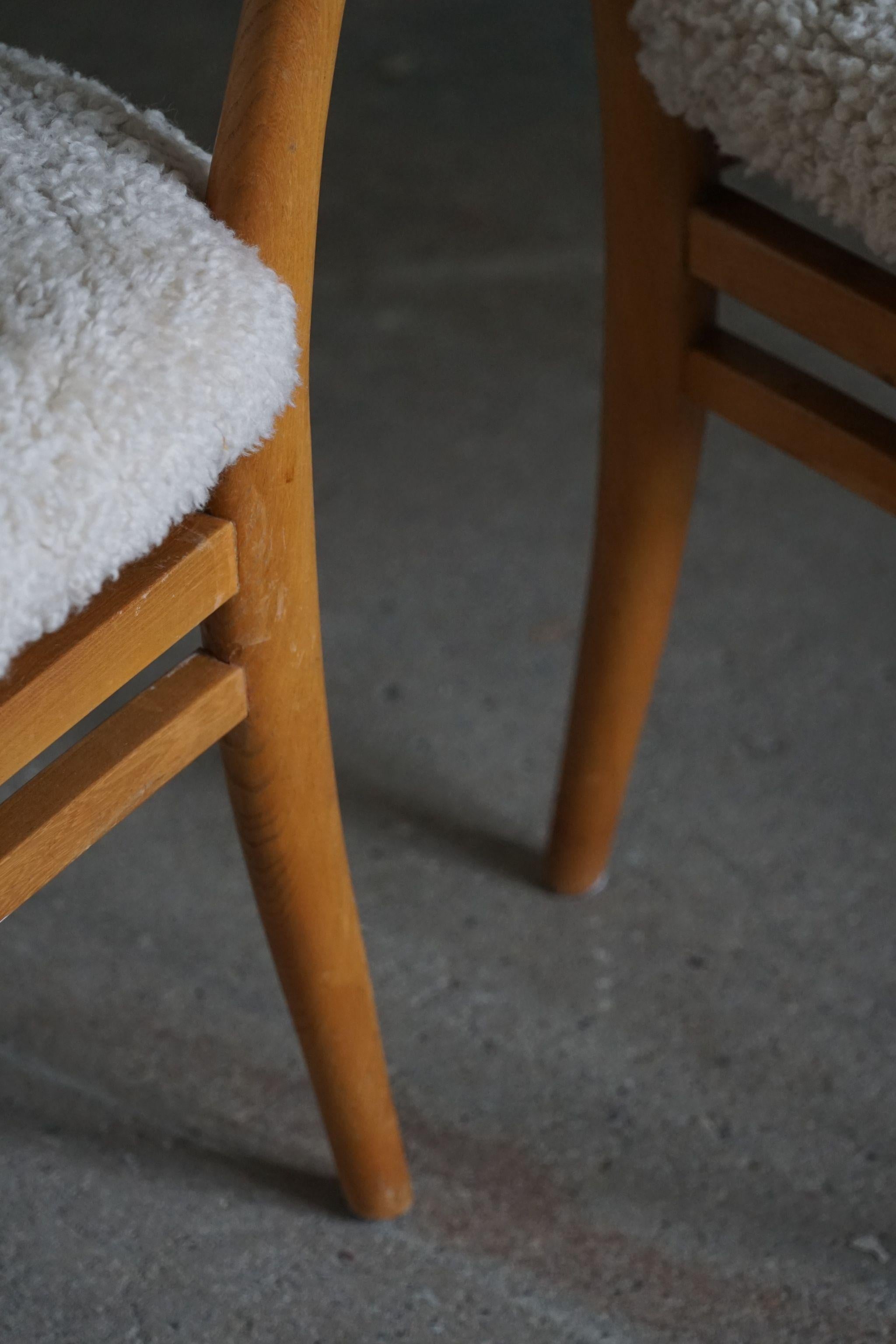 Hvidt & Mølgaard, Set of 4 Chairs in Ash, Reupholstered in Lambswool, 1950s For Sale 7