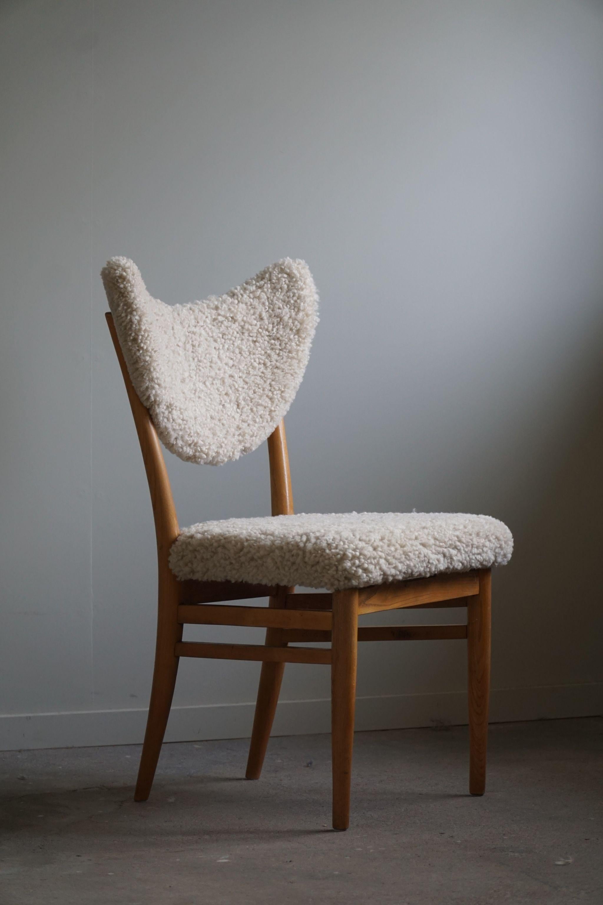 Hvidt & Mølgaard, Set of 4 Chairs in Ash, Reupholstered in Lambswool, 1950s For Sale 8