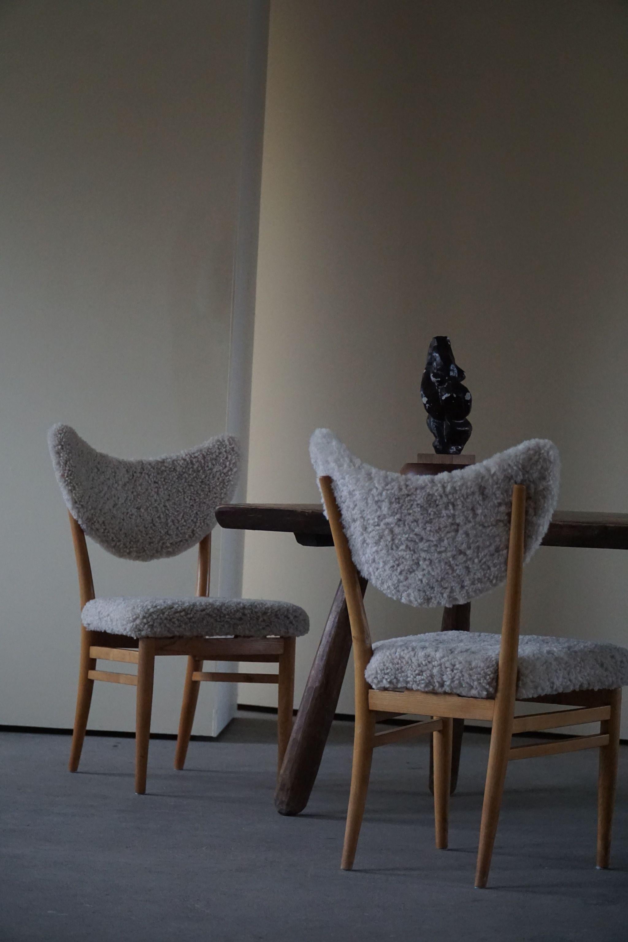Hvidt & Mølgaard, Set of 4 Chairs in Ash, Reupholstered in Lambswool, 1950s For Sale 2