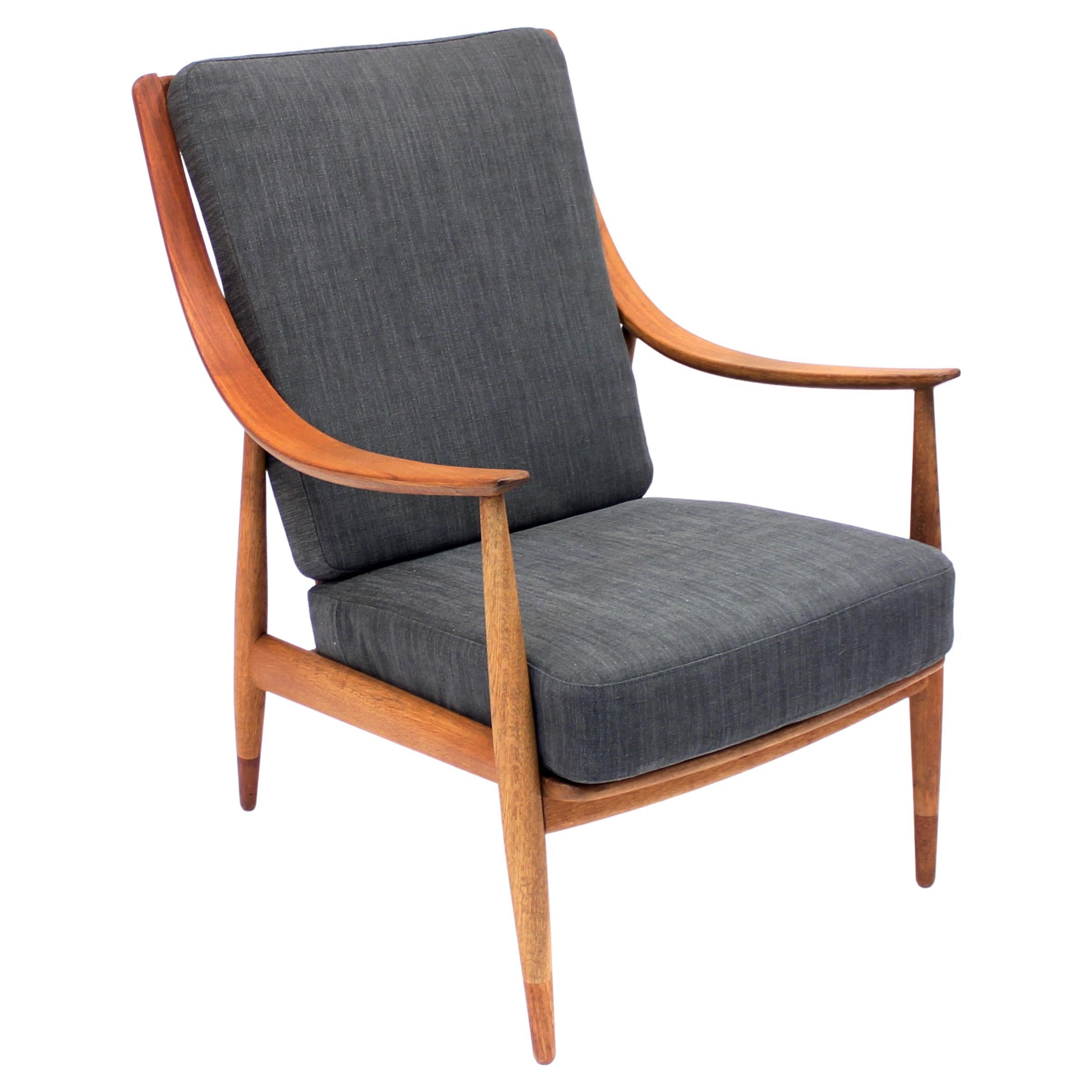 Hvidt & Mølgaard, Teak and Oak Lounge Chair FD 145, France & Daverkosen, 1950s
