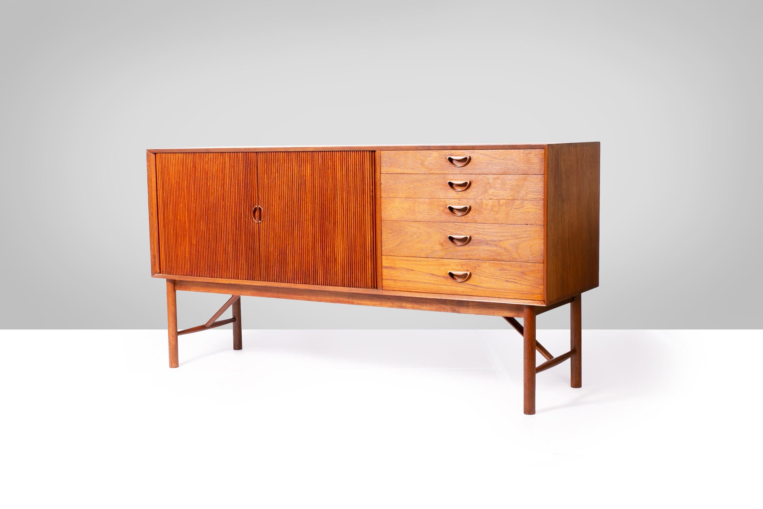 Mid-Century Modern Hvidt & Molgaard teak sideboard For Sale