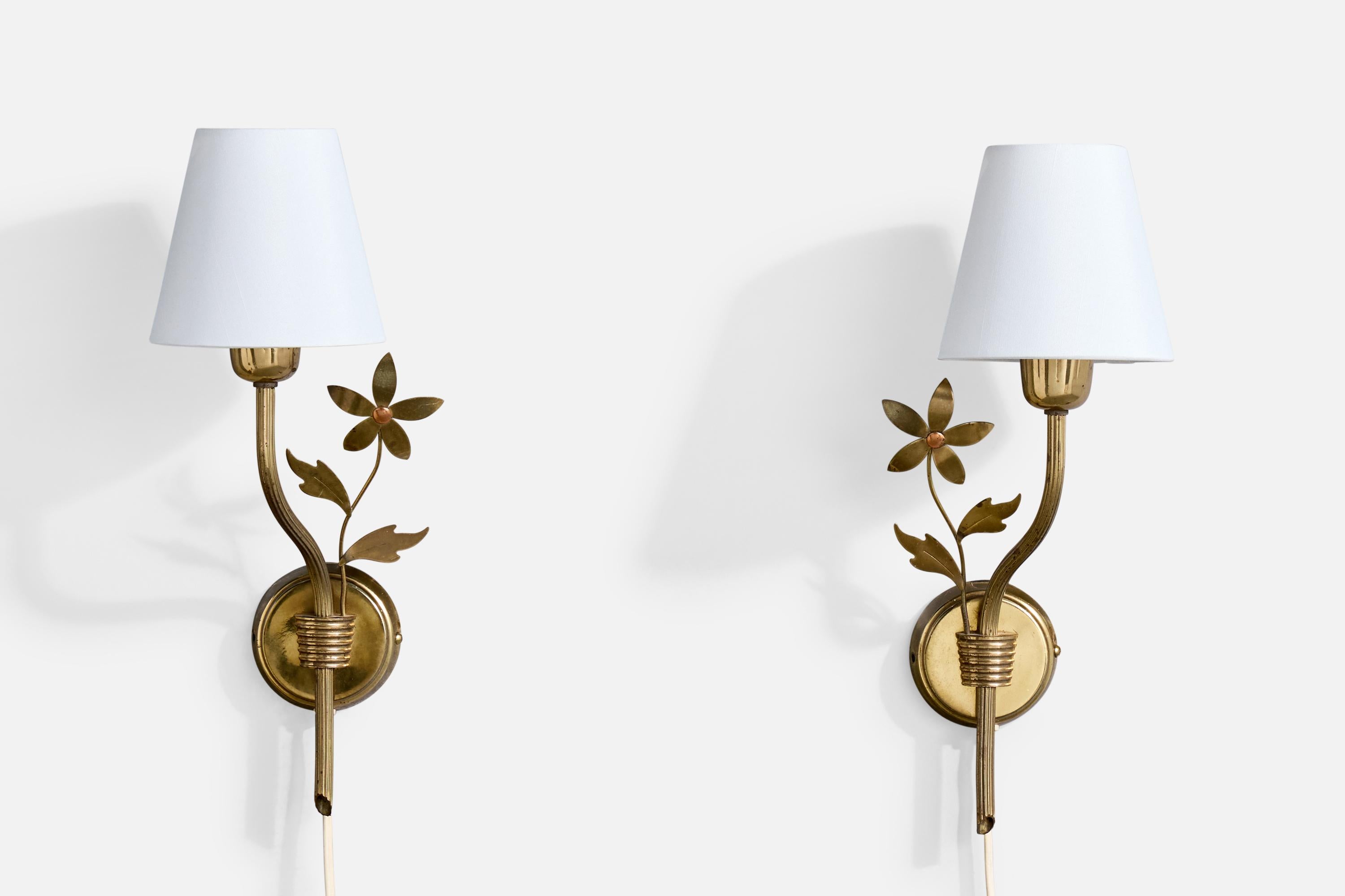 Mid-Century Modern Høvik Verk, Wall Lights, Brass, Fabric, Norway, 1950s