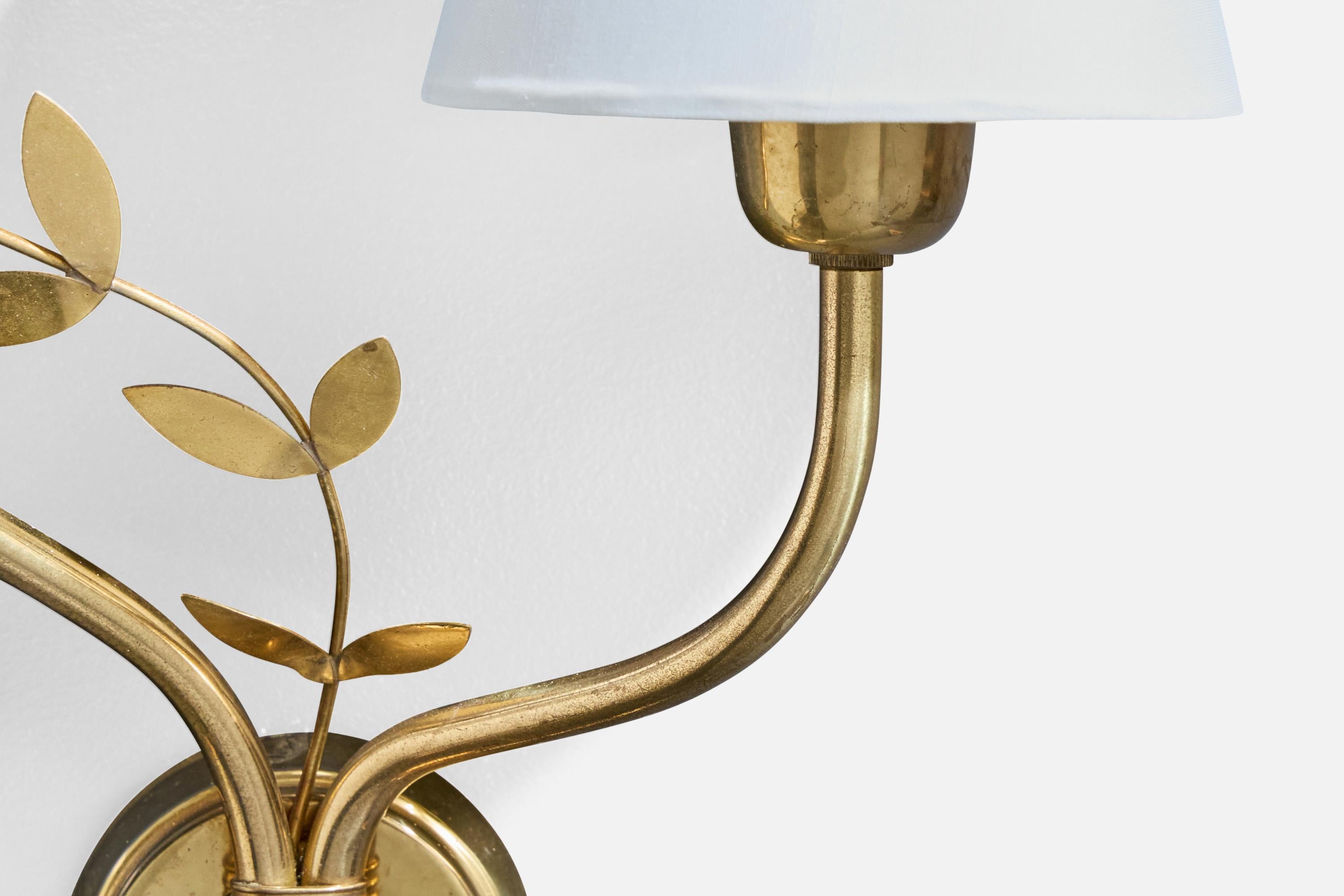 Mid-20th Century Høvik Verk, Wall Lights, Brass, Fabric, Norway, 1950s For Sale