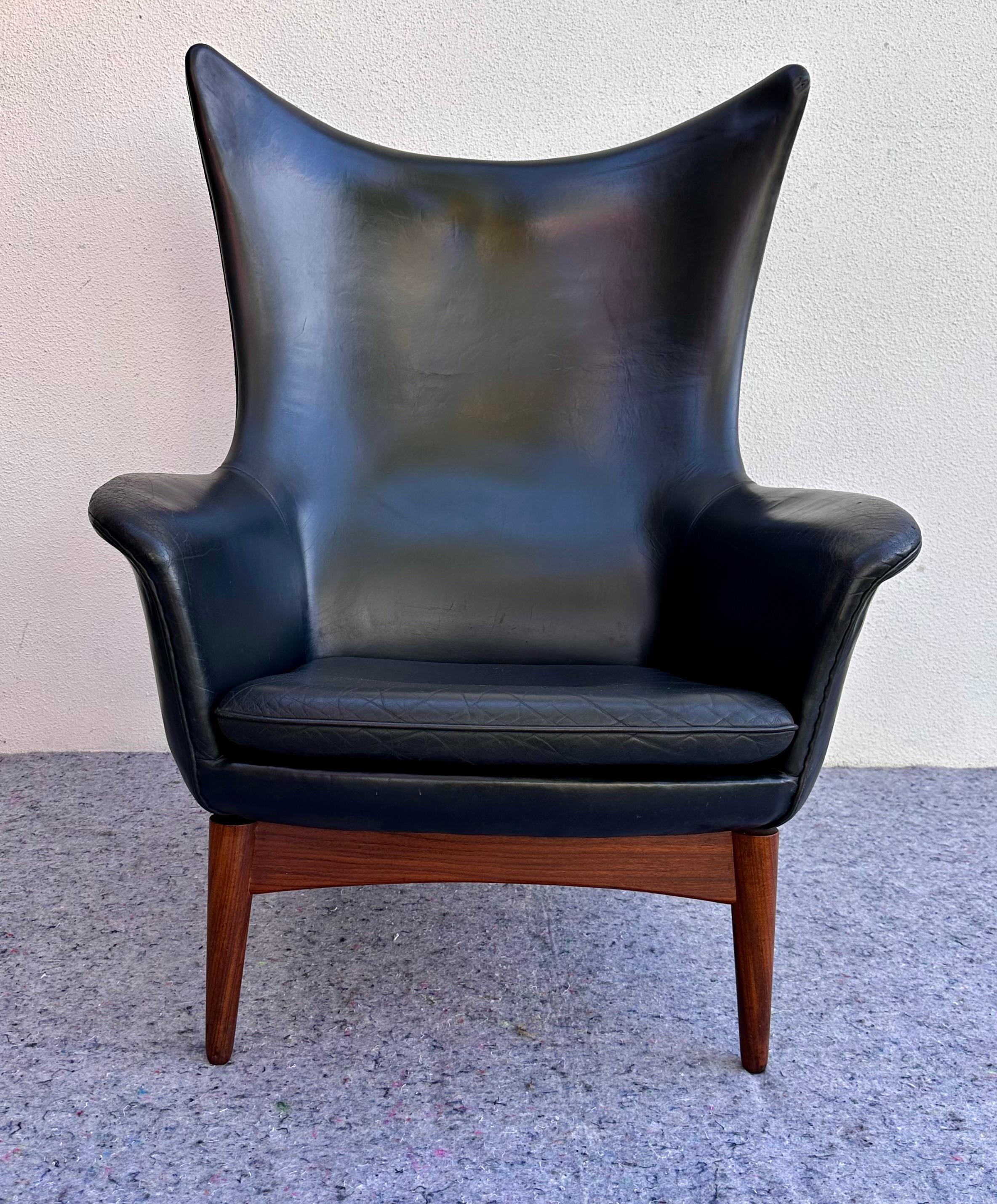 Mid-Century moderno HW Klein Bramin Lounge Chair & Ottoman danese in pelle nera Mid Century Modern in vendita