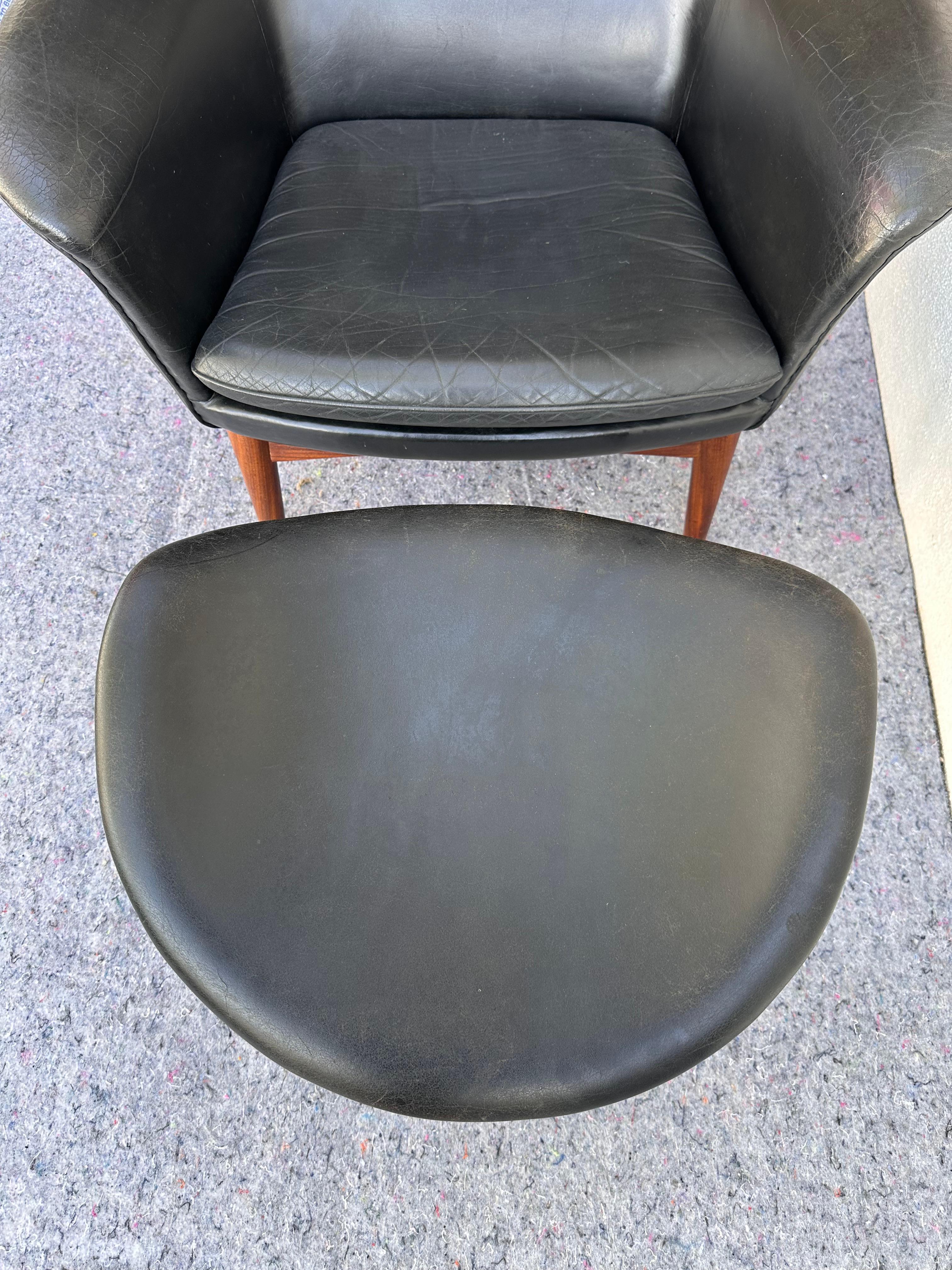 XX secolo HW Klein Bramin Lounge Chair & Ottoman danese in pelle nera Mid Century Modern in vendita