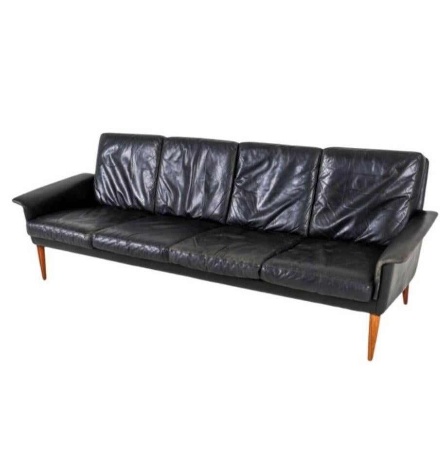 H.W. Klein for Bramin 1960s Leather Sofa with Rosewood Legs 4
