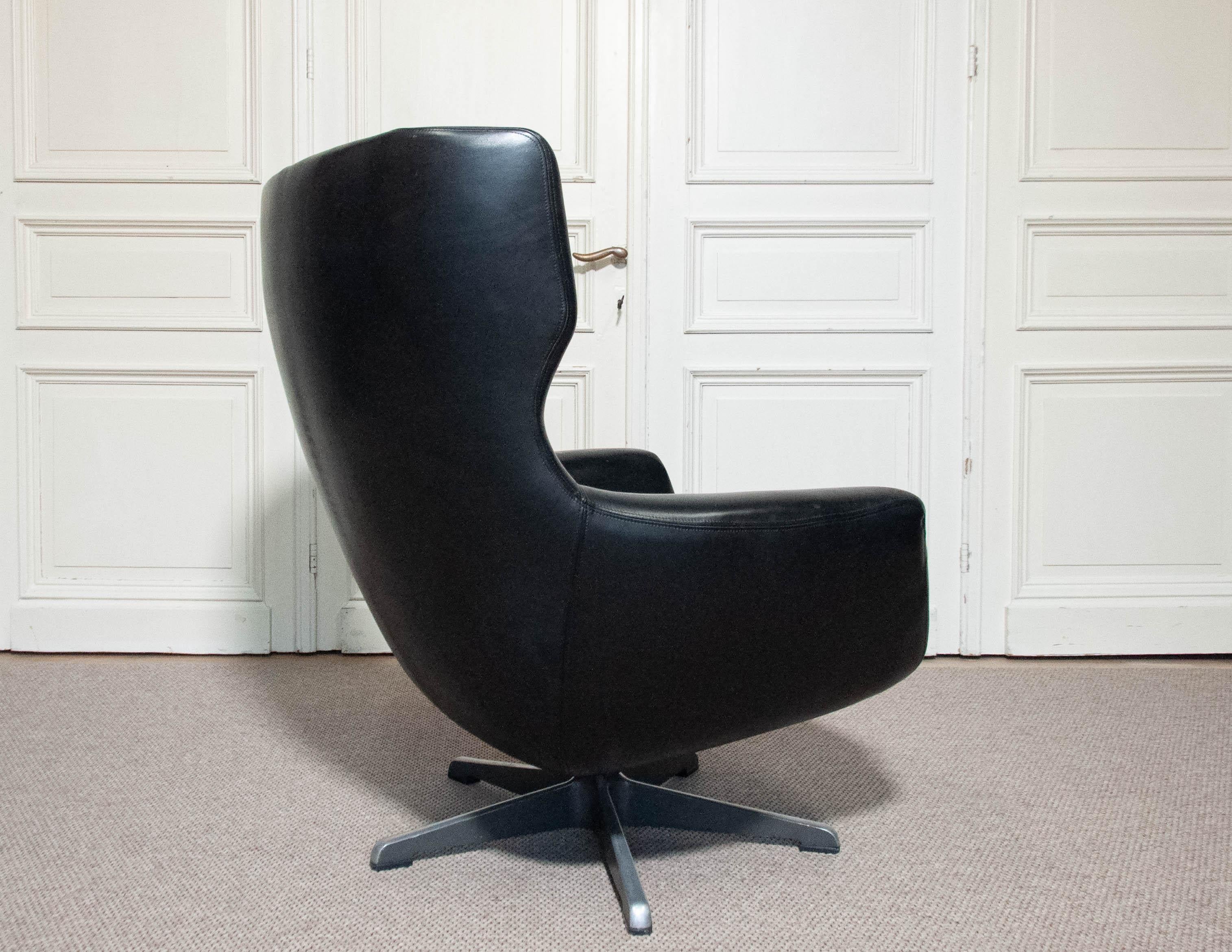 H.W. Klein für Bramin Møbler Schwarzer Leder-Schaukelstuhl, 1970er Jahre im Angebot 1