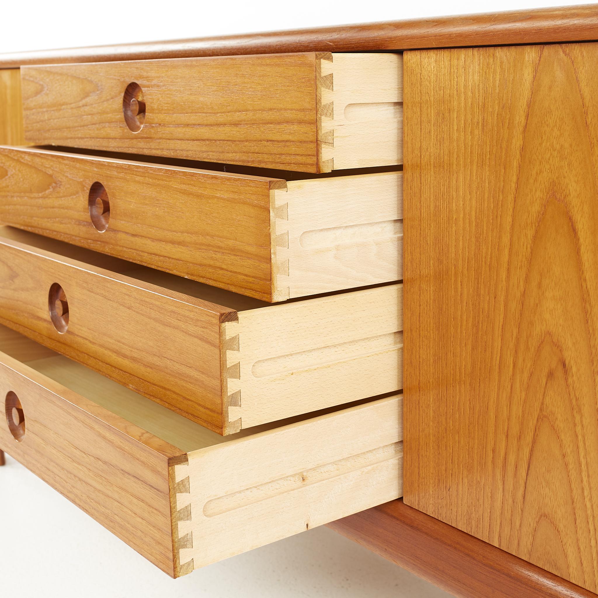 HW Klein for Bramin Møbler Mid Century Danish Teak Sideboard Credenza with Hutch 8